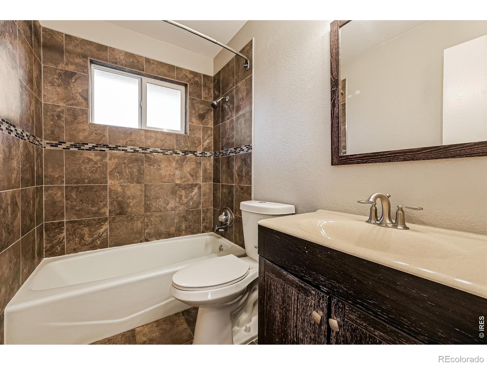 MLS Image #10 for 2104  35th street court,evans, Colorado
