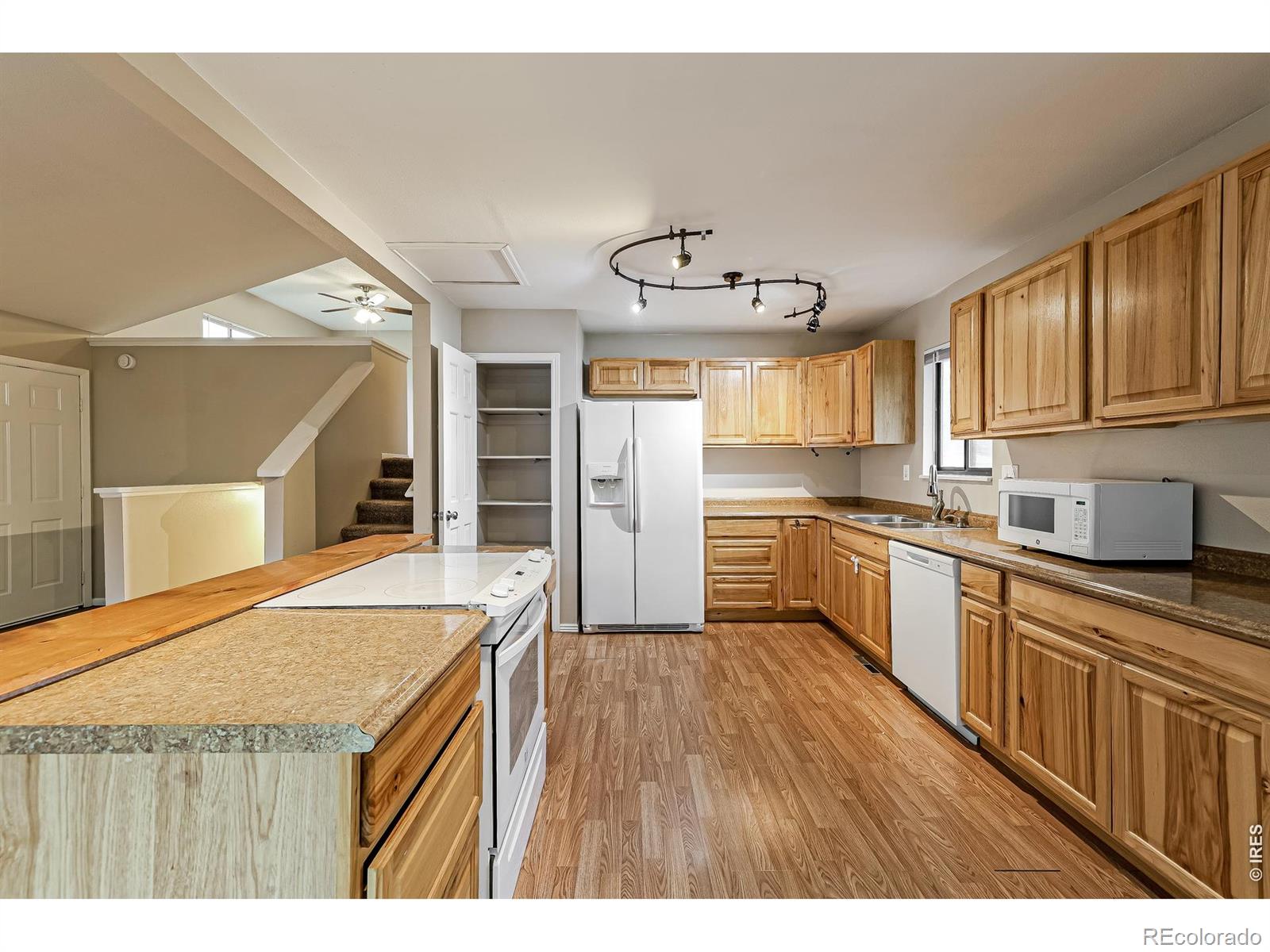 MLS Image #4 for 2104  35th street court,evans, Colorado