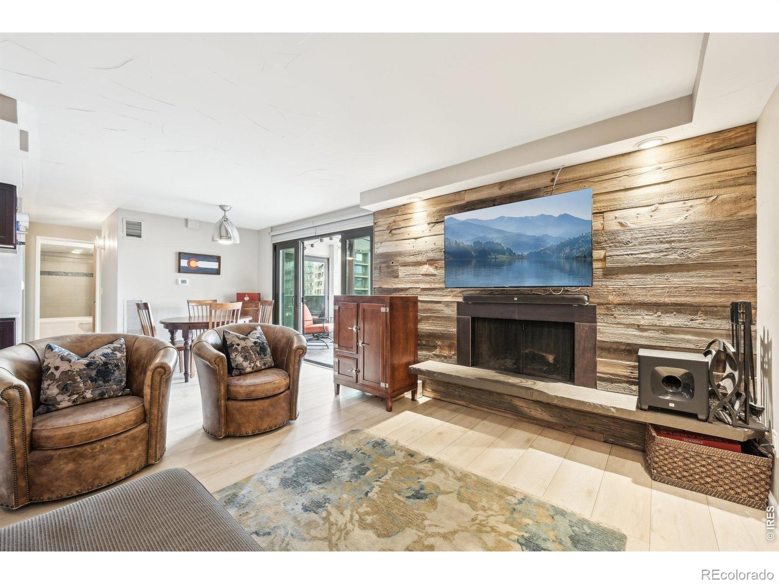 MLS Image #10 for 2  adams street,denver, Colorado