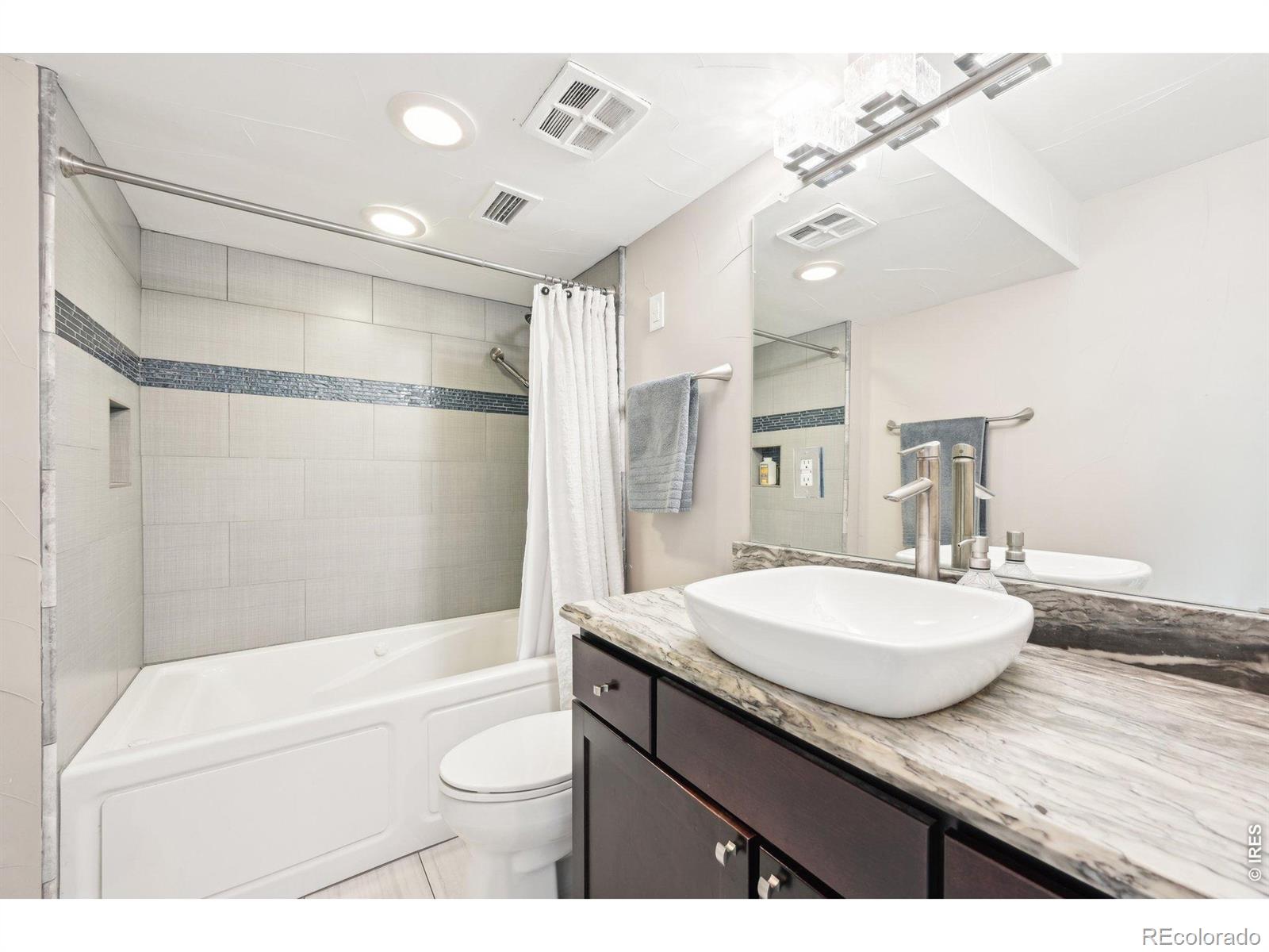 MLS Image #28 for 2  adams street,denver, Colorado