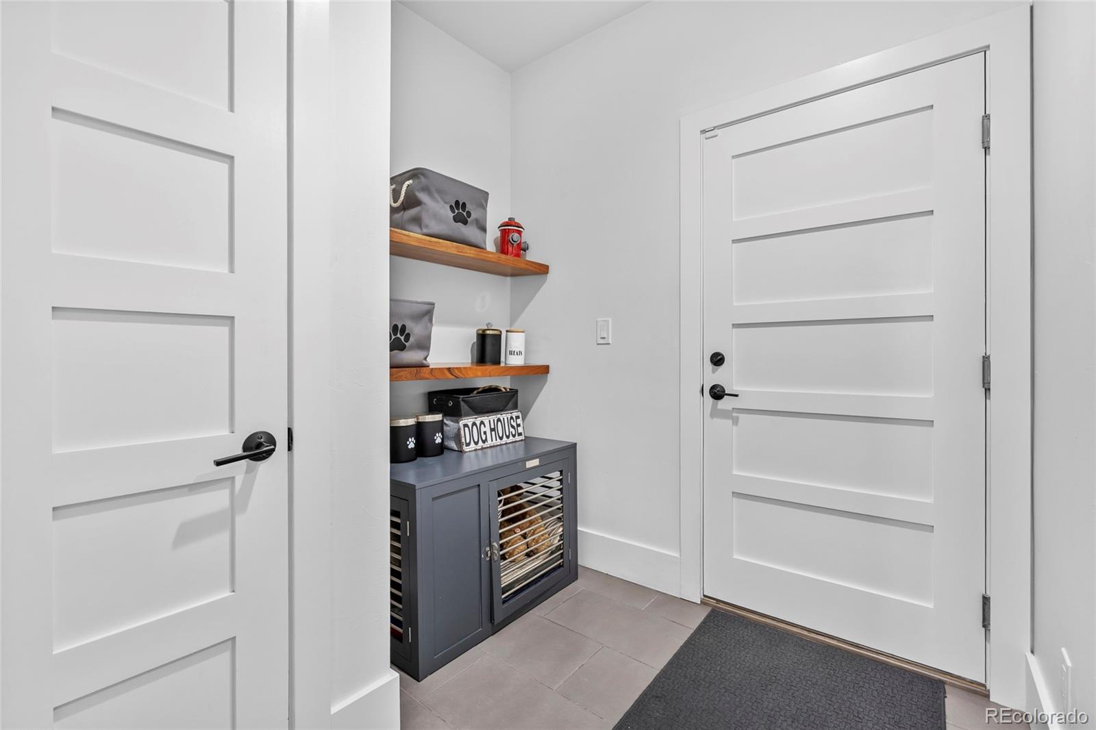 MLS Image #29 for 3014 s ash street,denver, Colorado