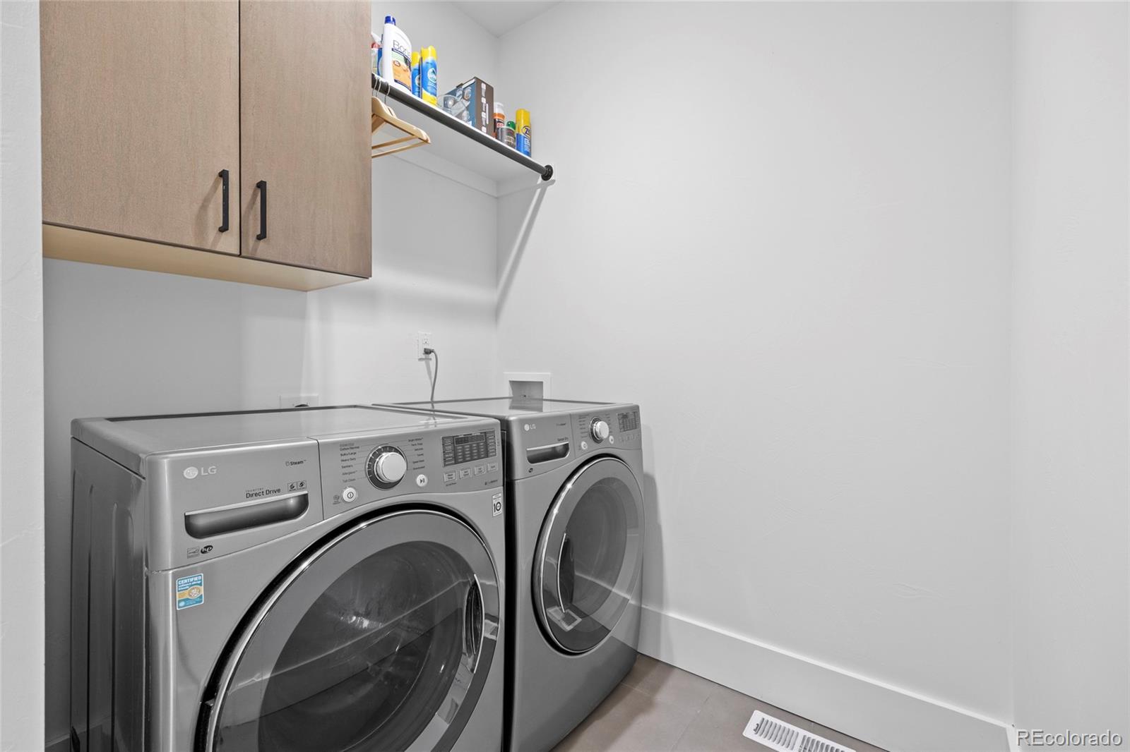 MLS Image #30 for 3014 s ash street,denver, Colorado