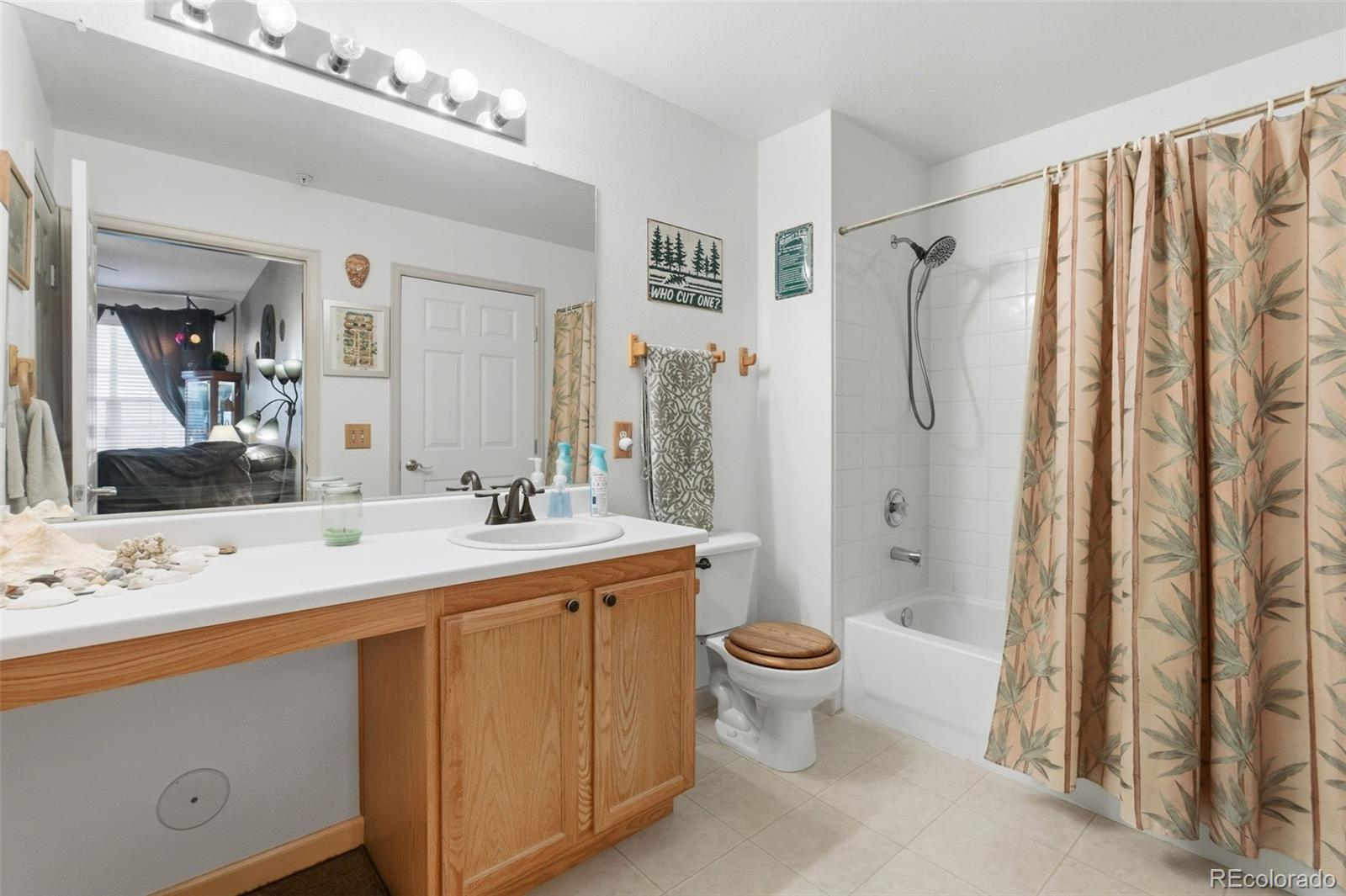 MLS Image #14 for 7440 s blackhawk street,englewood, Colorado