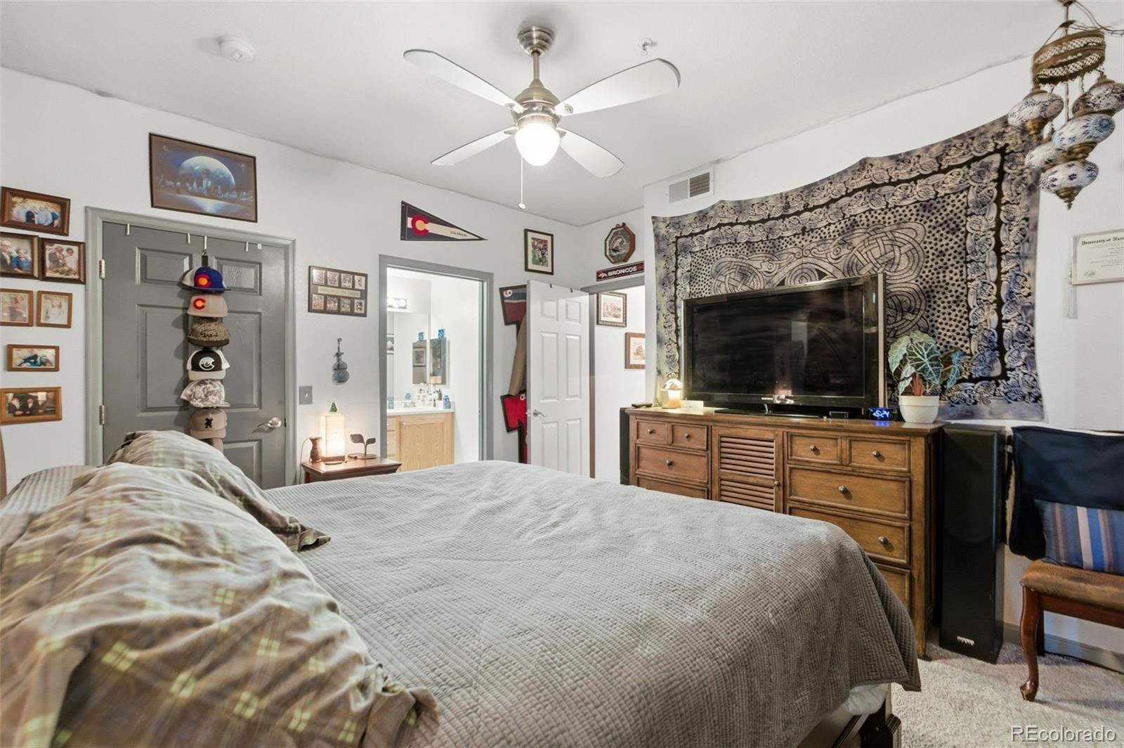 MLS Image #17 for 7440 s blackhawk street,englewood, Colorado