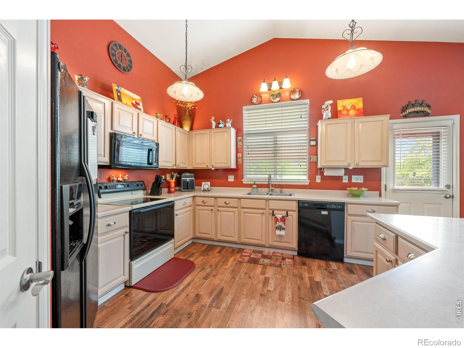 MLS Image #12 for 103  red oak court,erie, Colorado