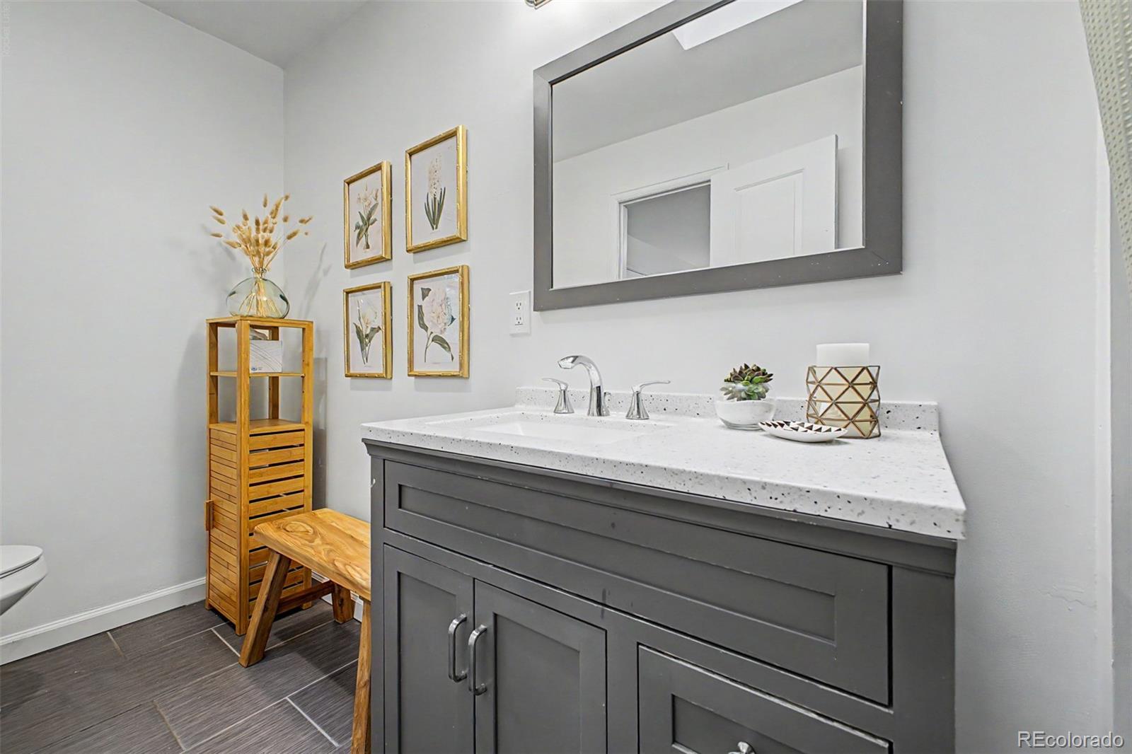 MLS Image #17 for 3076 s holly place,denver, Colorado