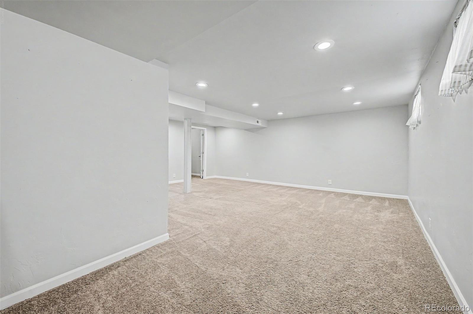 MLS Image #26 for 3076 s holly place,denver, Colorado