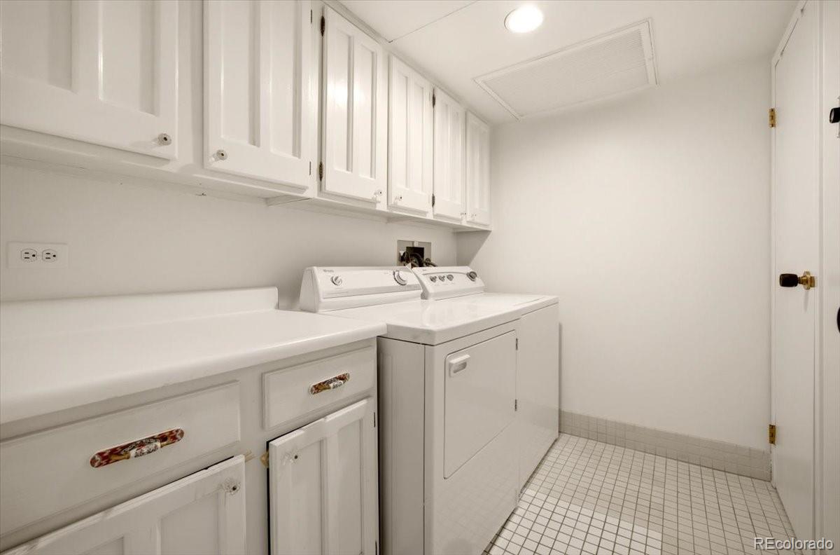 MLS Image #27 for 420 s marion parkway,denver, Colorado