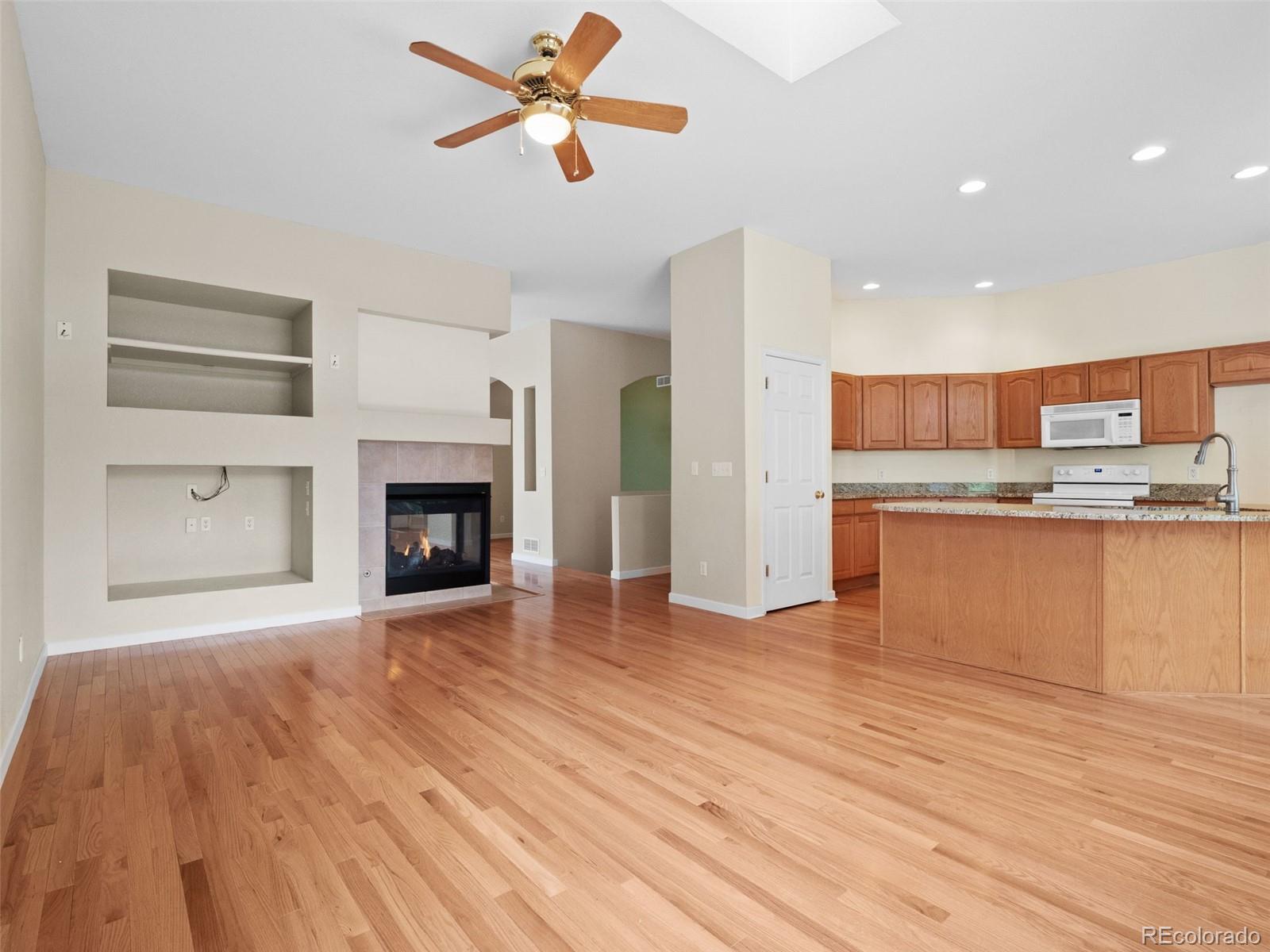 MLS Image #8 for 2392 s oswego street,aurora, Colorado