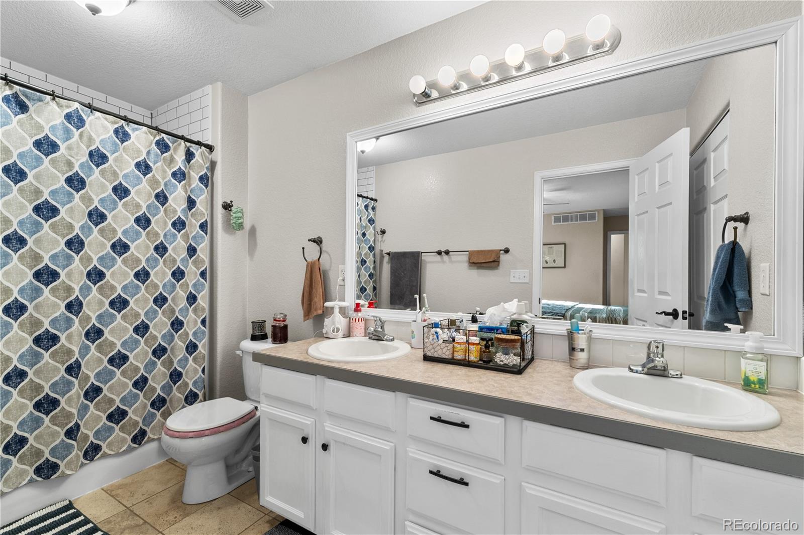 MLS Image #11 for 17556  margil road,mead, Colorado