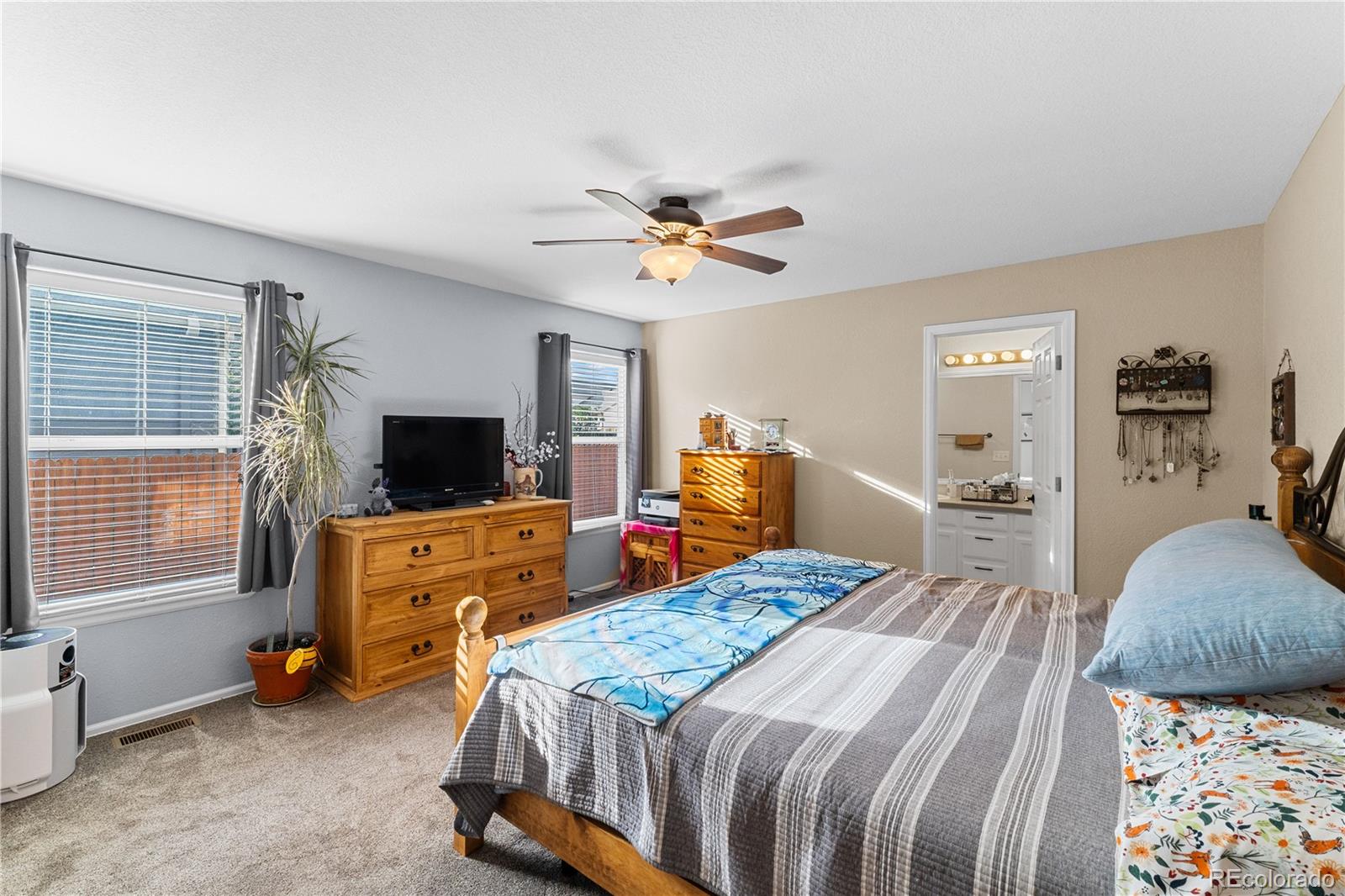 MLS Image #9 for 17556  margil road,mead, Colorado