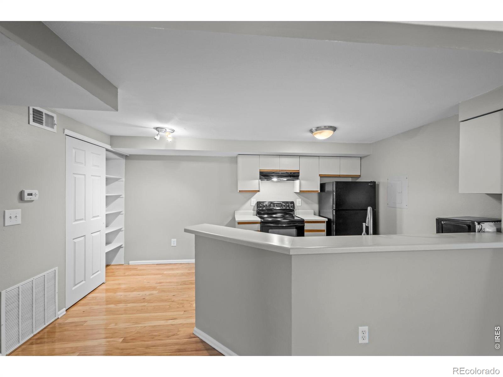 MLS Image #12 for 60 s boulder circle,boulder, Colorado