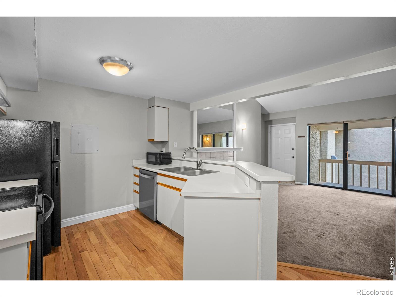 MLS Image #14 for 60 s boulder circle,boulder, Colorado