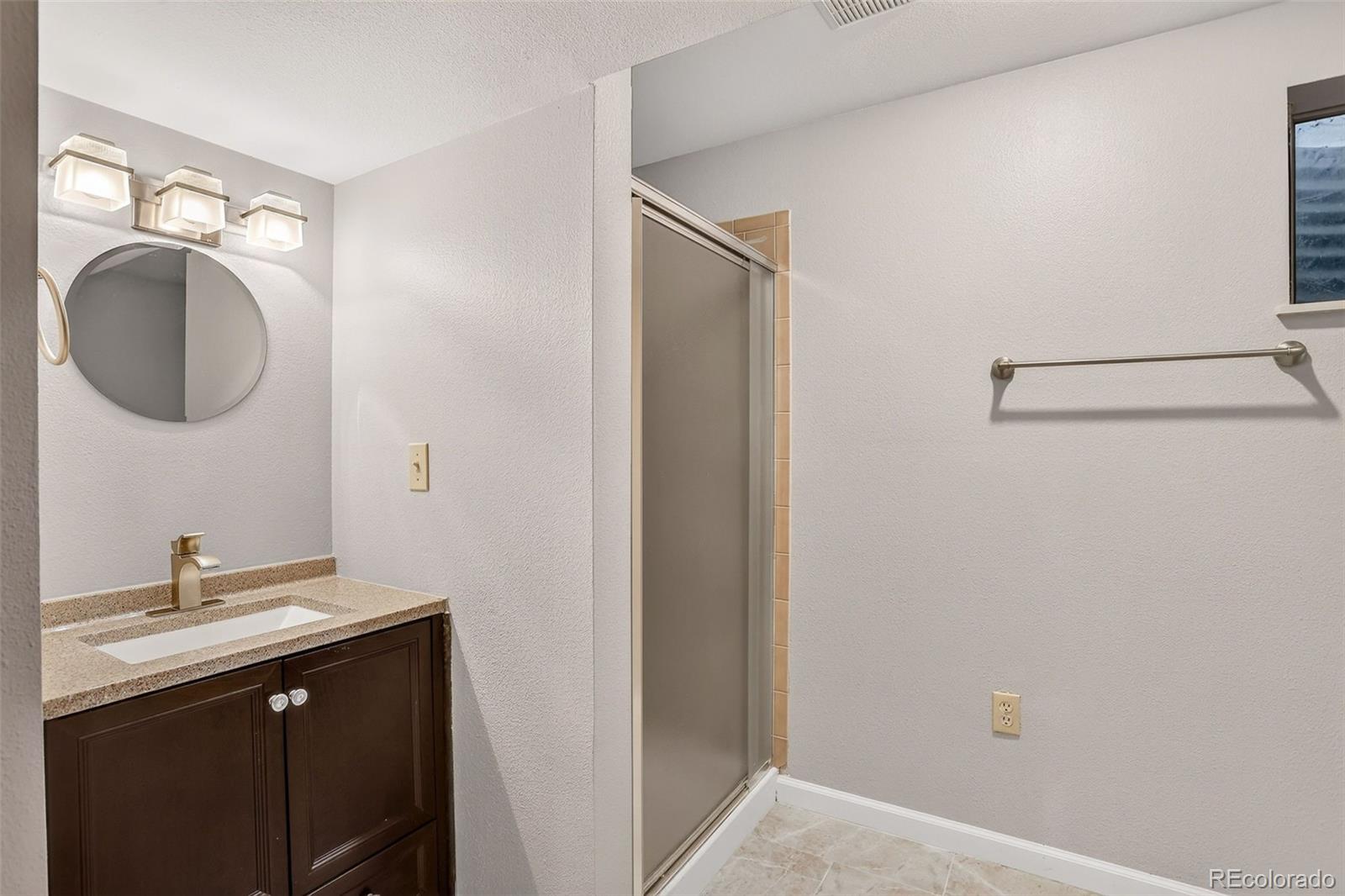 MLS Image #21 for 12341 e vassar drive,aurora, Colorado
