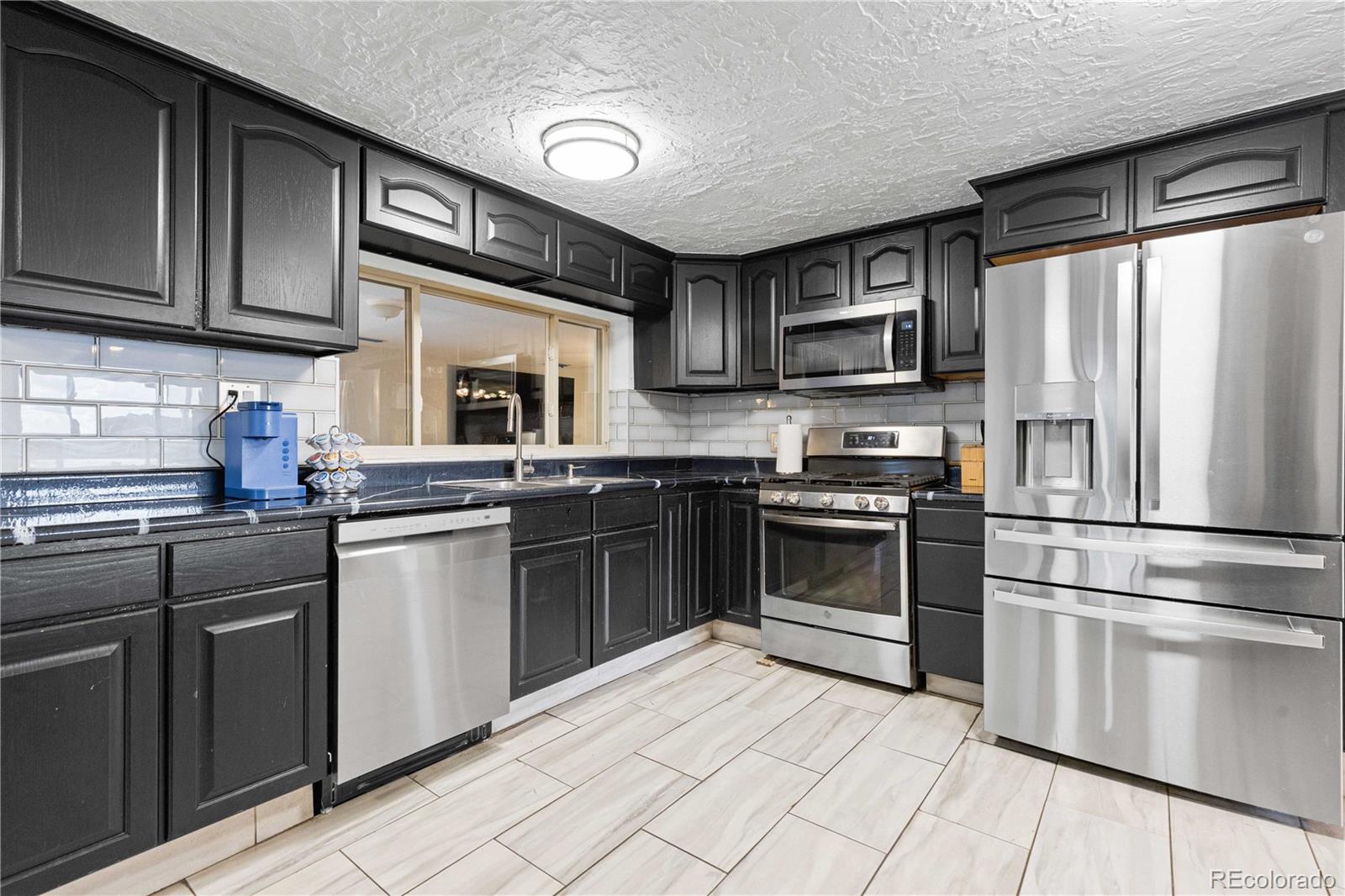 MLS Image #10 for 5425  columbine lane,denver, Colorado
