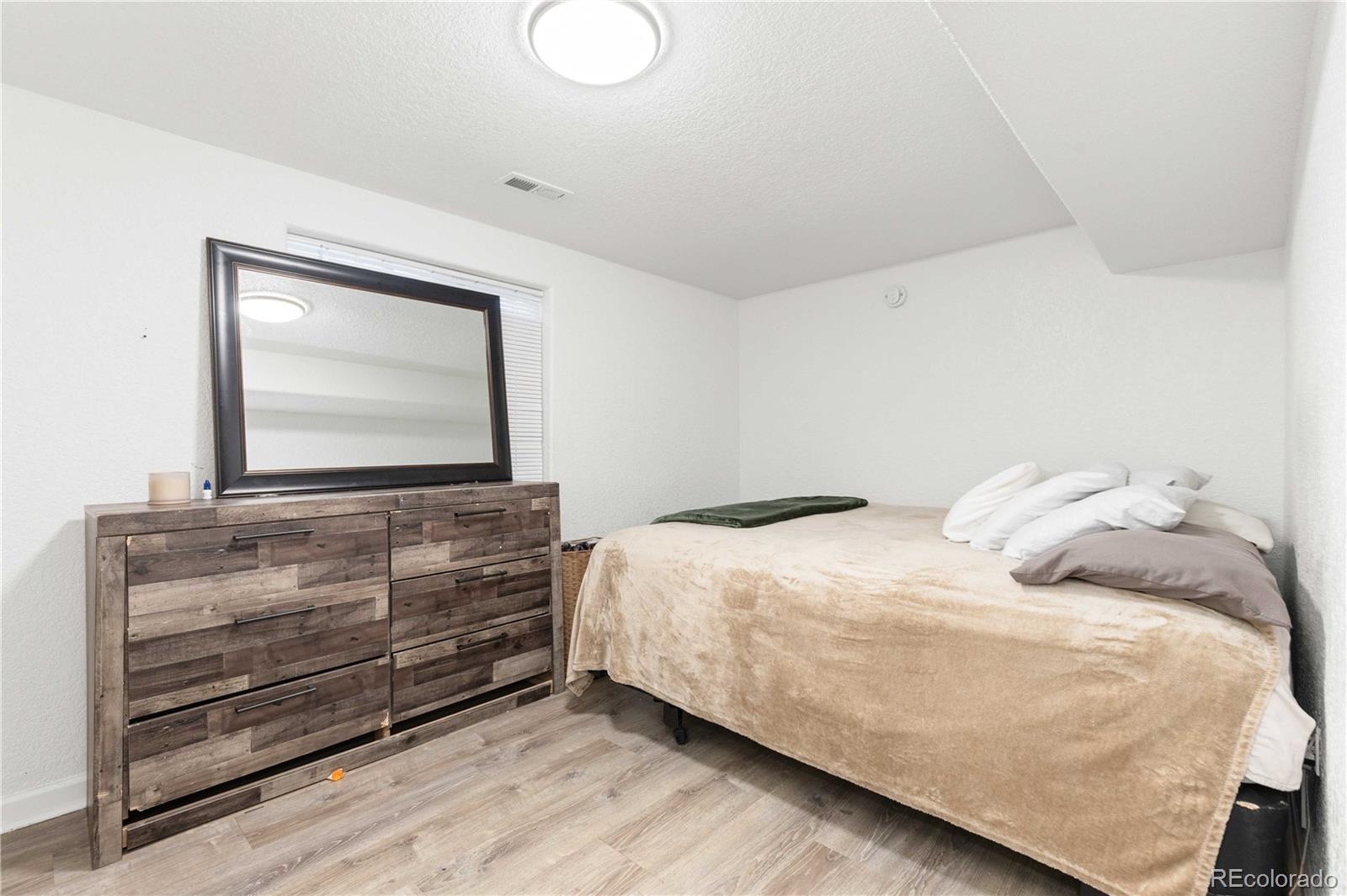 MLS Image #26 for 5425  columbine lane,denver, Colorado