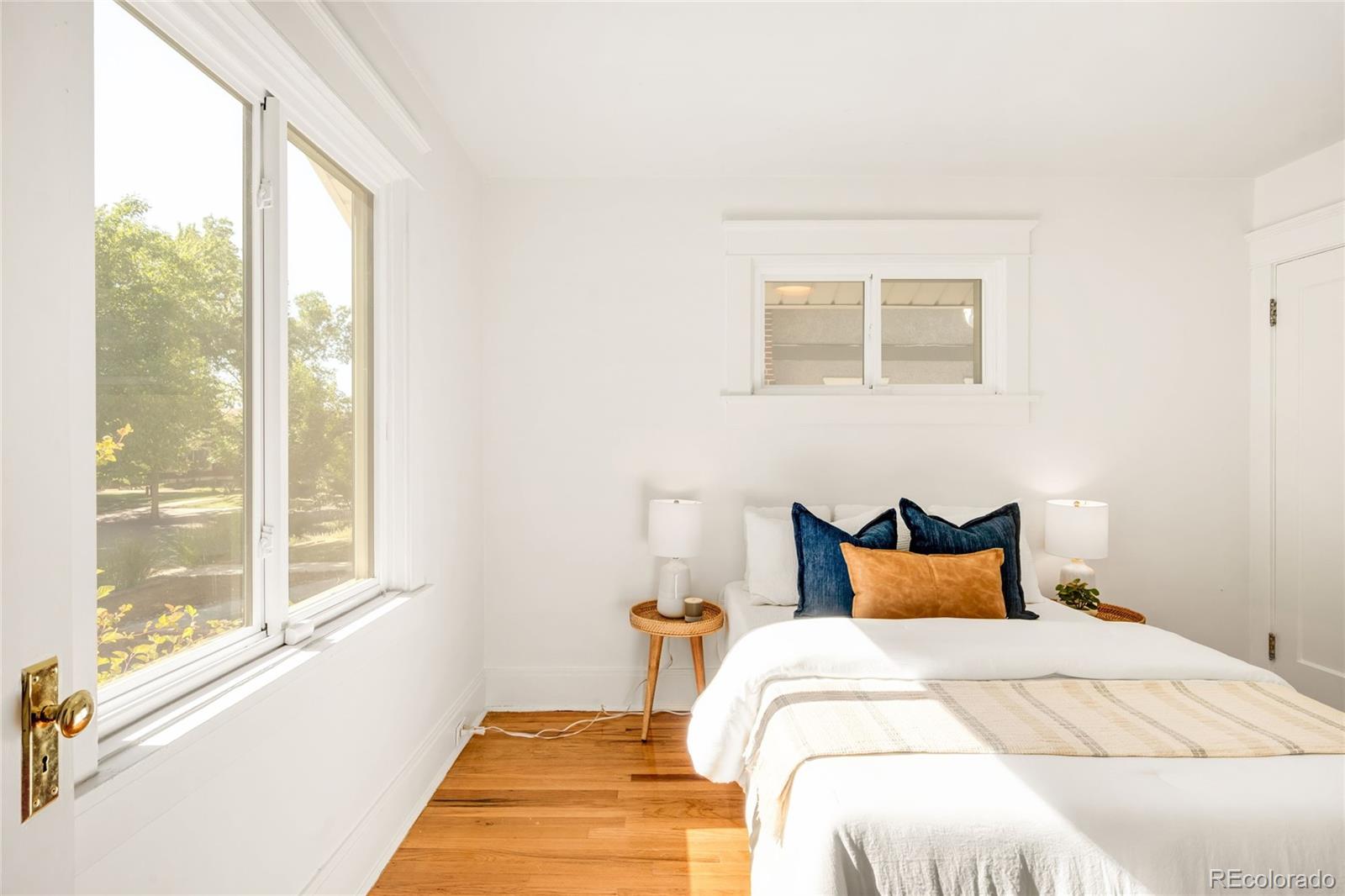 MLS Image #14 for 2270 s emerson street,denver, Colorado