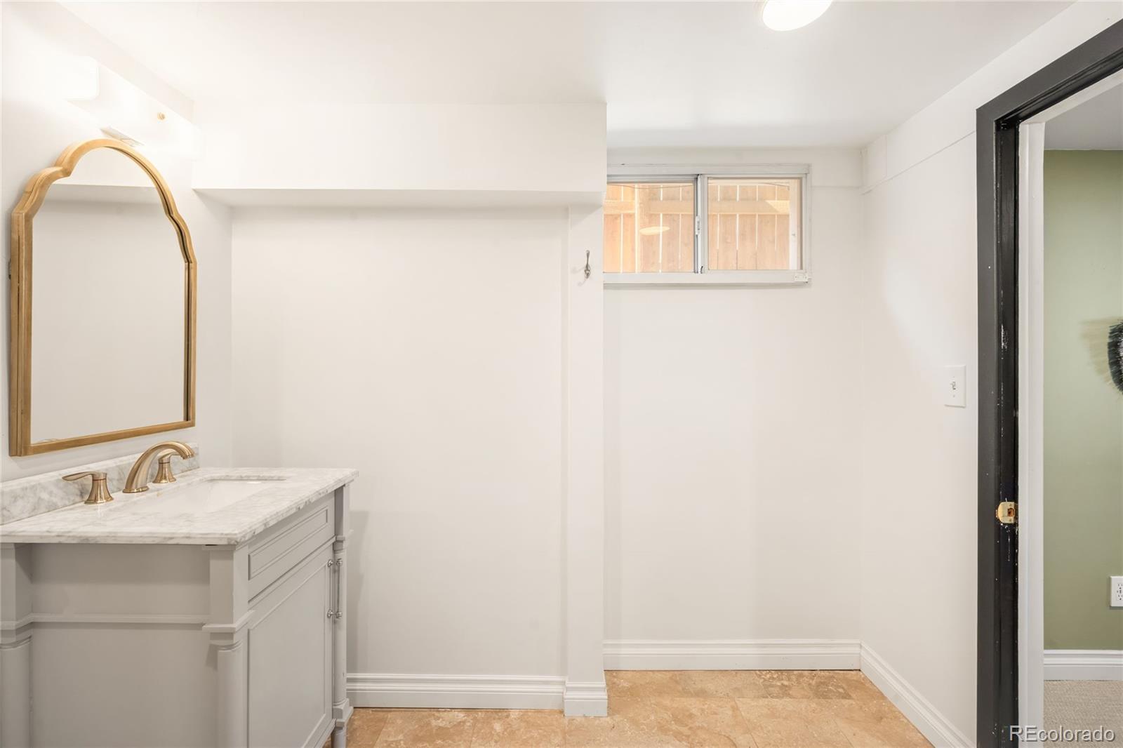 MLS Image #25 for 2270 s emerson street,denver, Colorado