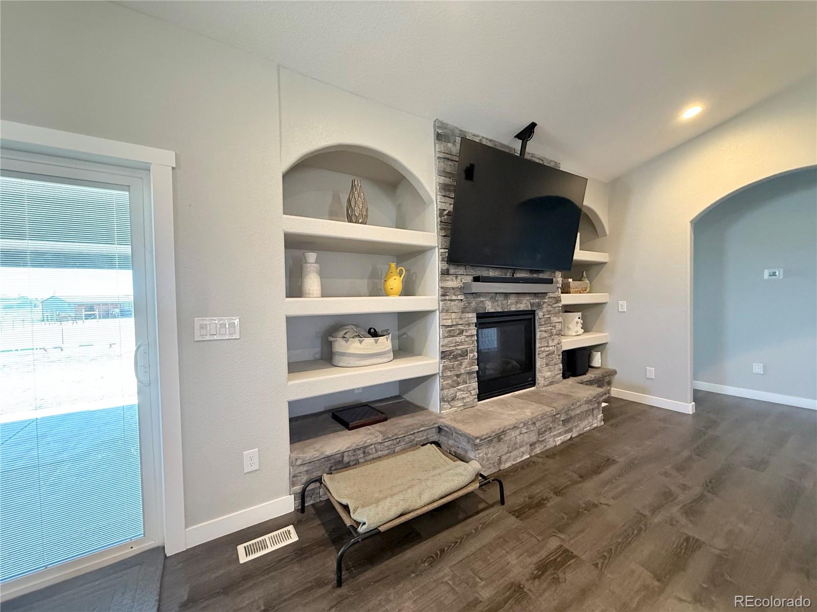 MLS Image #2 for 1180 n saddle ridge lane,pueblo, Colorado