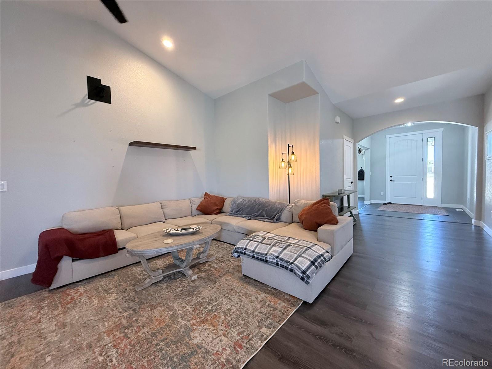 MLS Image #3 for 1180 n saddle ridge lane,pueblo, Colorado