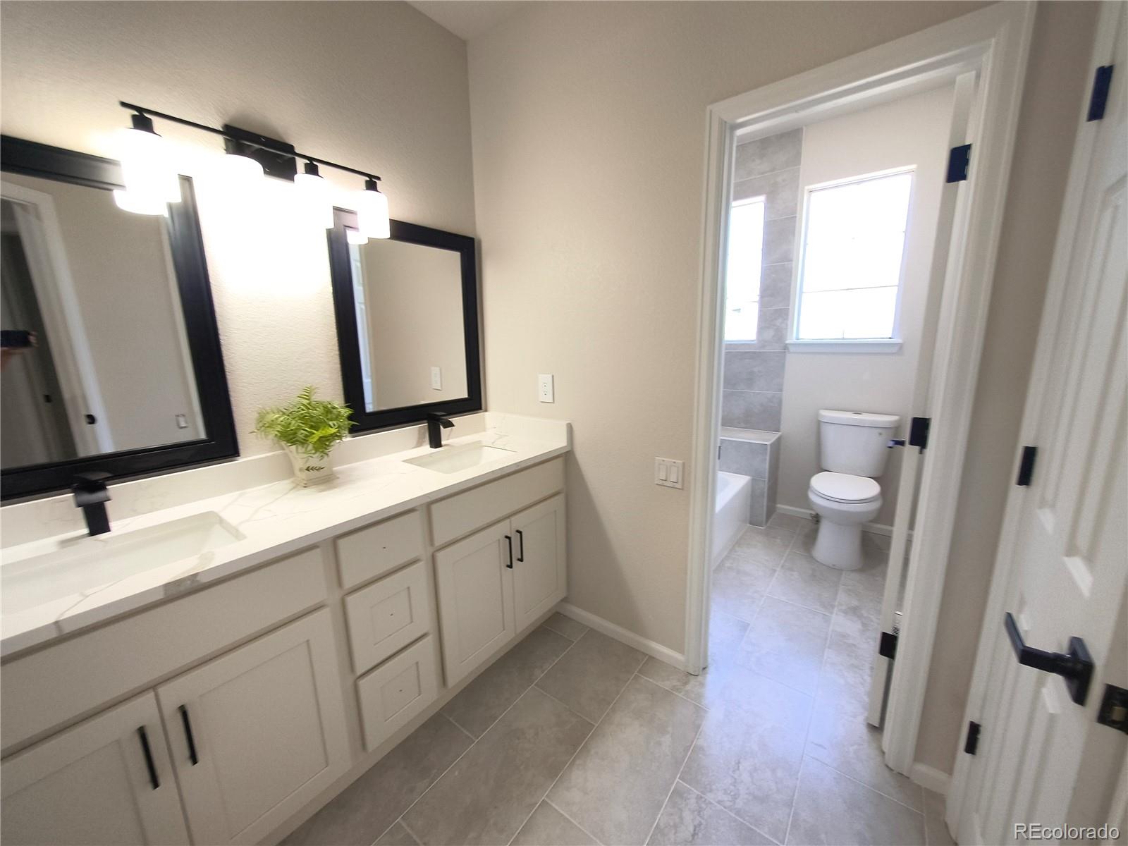 MLS Image #15 for 2358  weatherstone circle,littleton, Colorado
