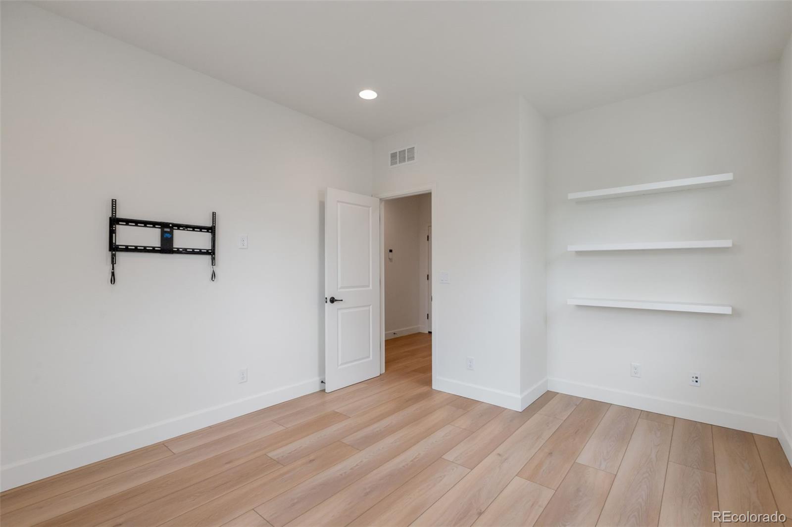 MLS Image #35 for 7029 w warren avenue,denver, Colorado