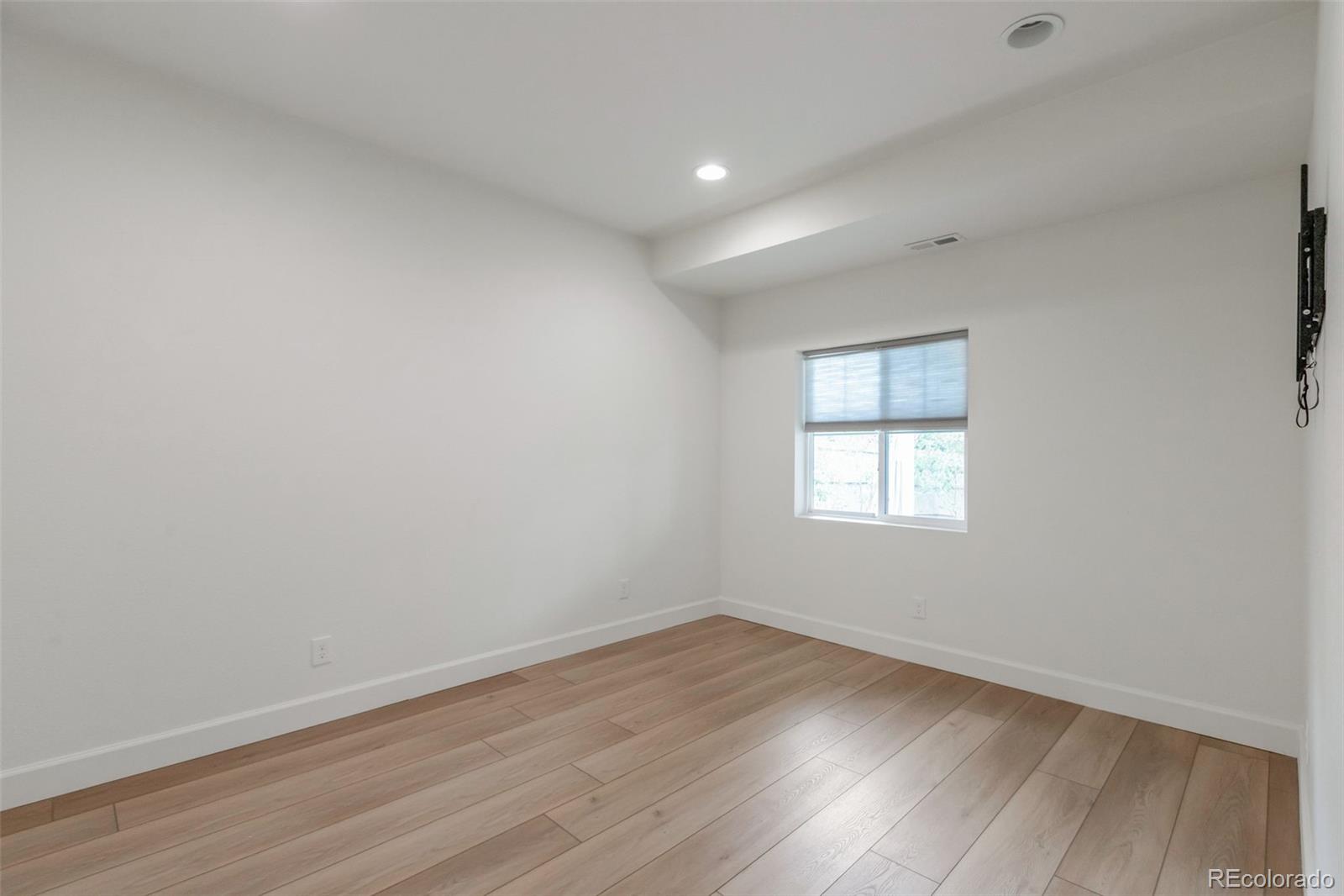 MLS Image #37 for 7029 w warren avenue,denver, Colorado