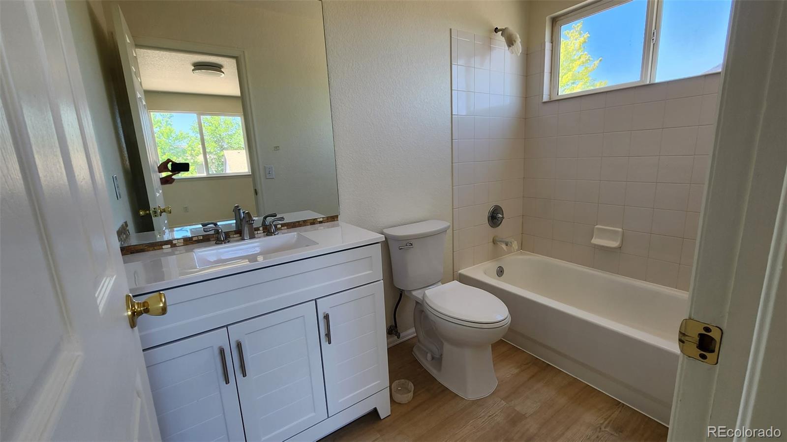 MLS Image #4 for 405 w 116th avenue,denver, Colorado