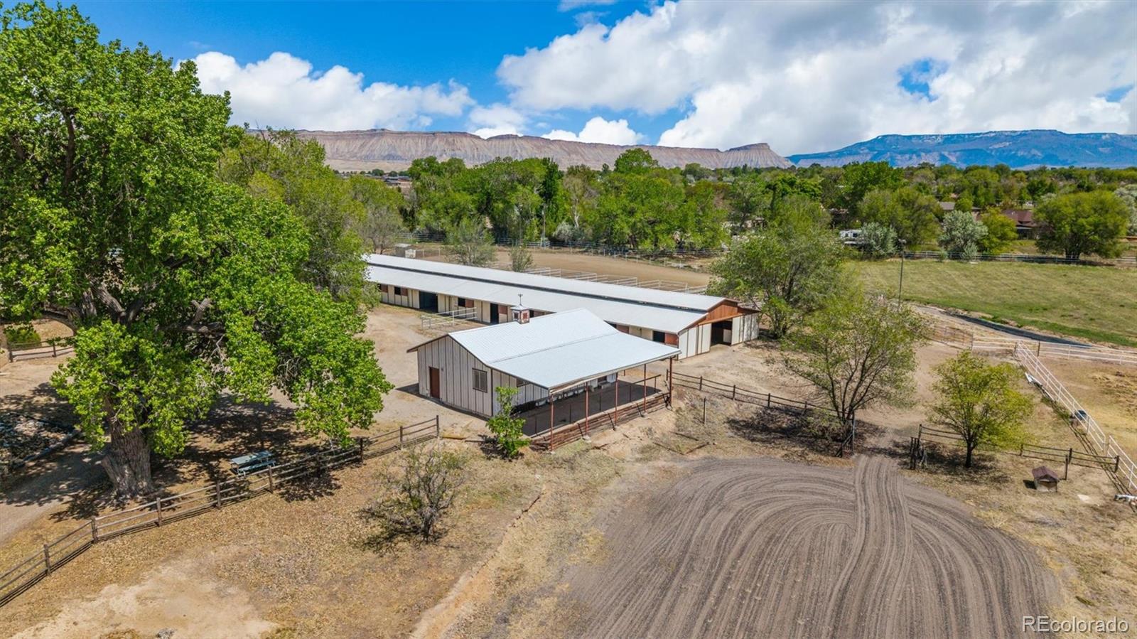 MLS Image #5 for 2580  h road,grand junction, Colorado