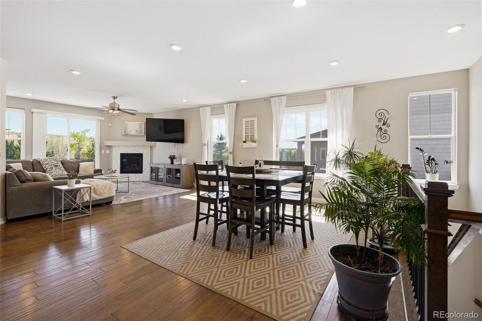 MLS Image #4 for 27806 e alder drive,aurora, Colorado