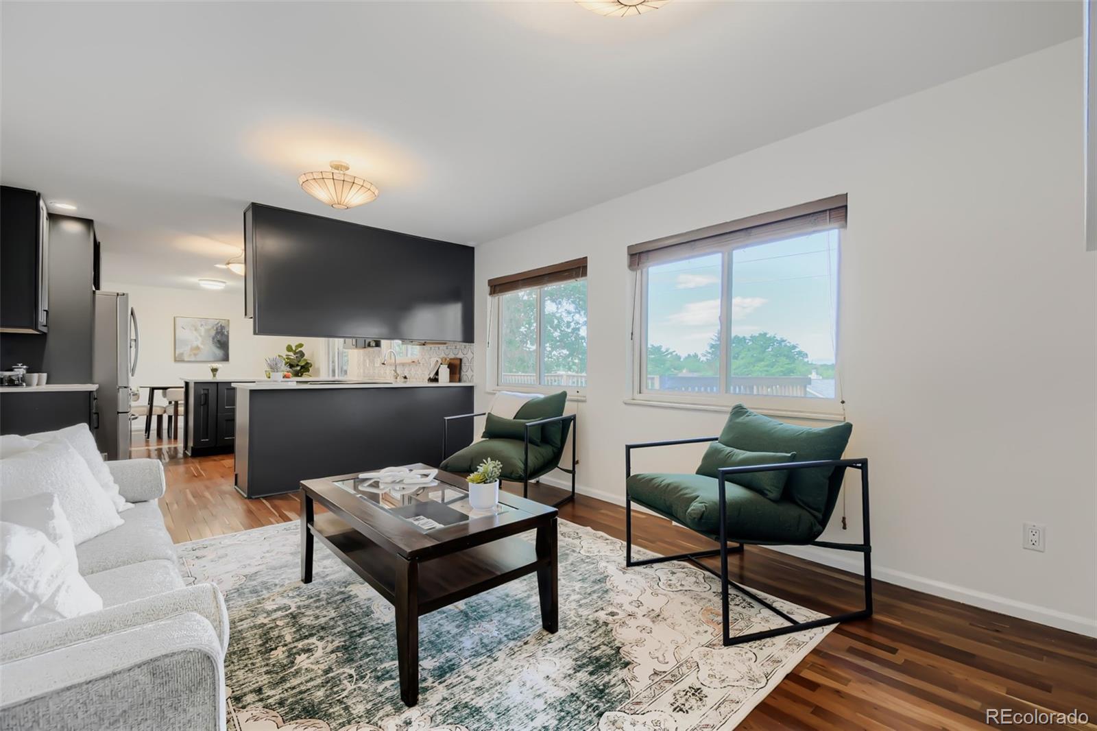 MLS Image #10 for 3077 s rosemary street,denver, Colorado