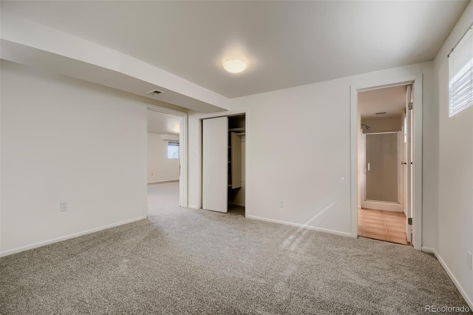 MLS Image #20 for 3077 s rosemary street,denver, Colorado