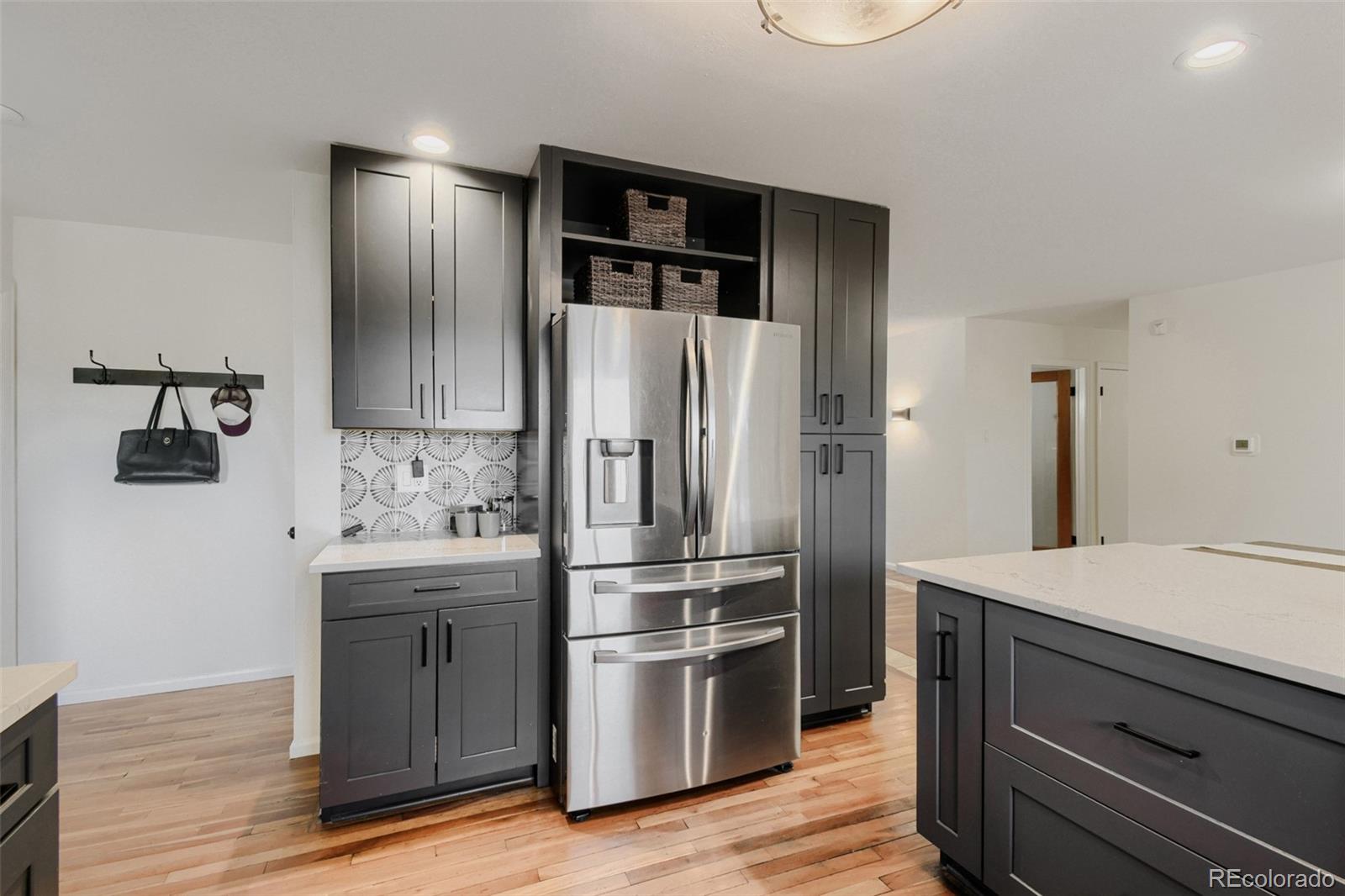 MLS Image #8 for 3077 s rosemary street,denver, Colorado