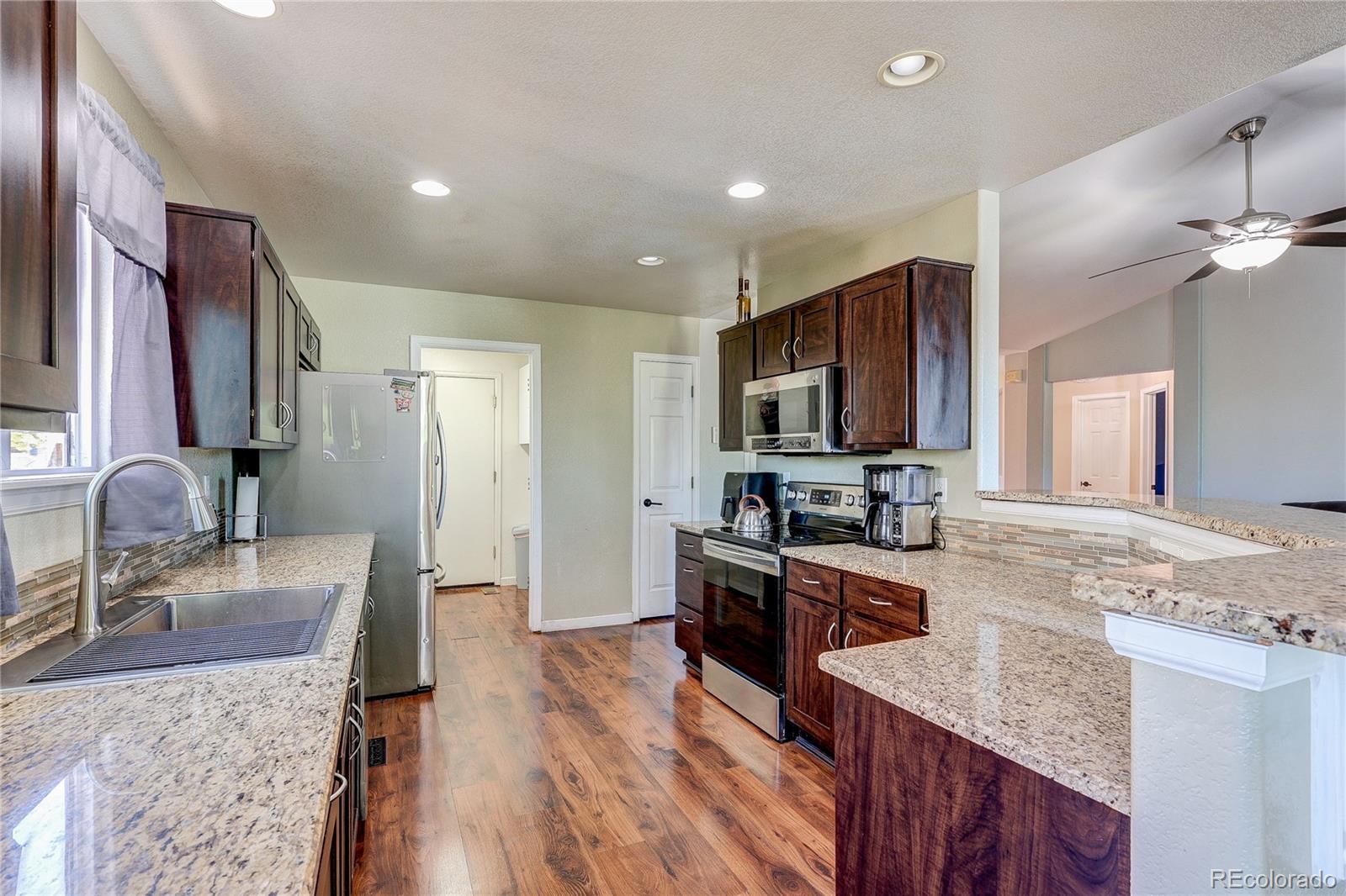 MLS Image #5 for 5647 s quatar court,centennial, Colorado
