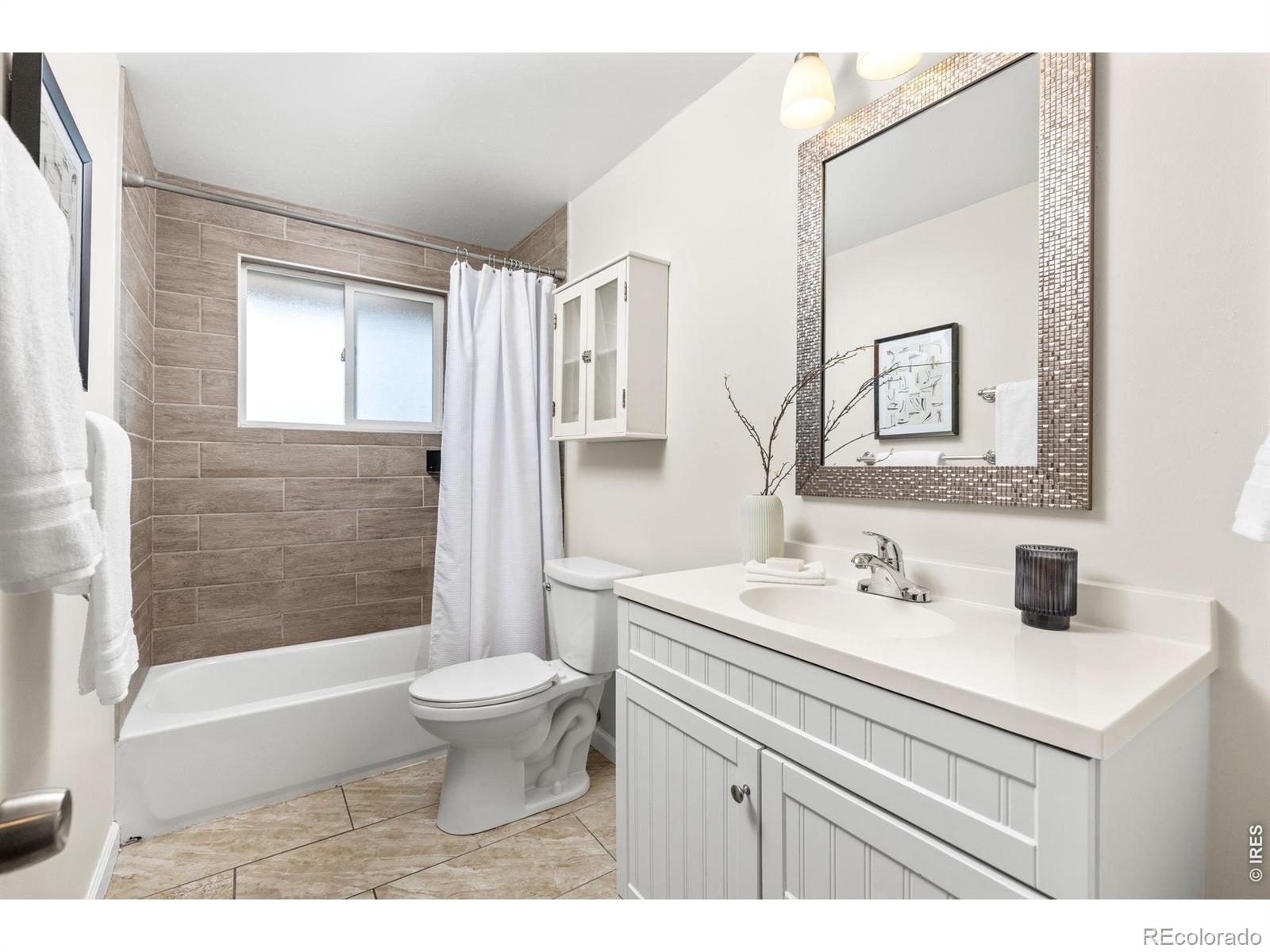 MLS Image #13 for 1120  marigold drive,denver, Colorado