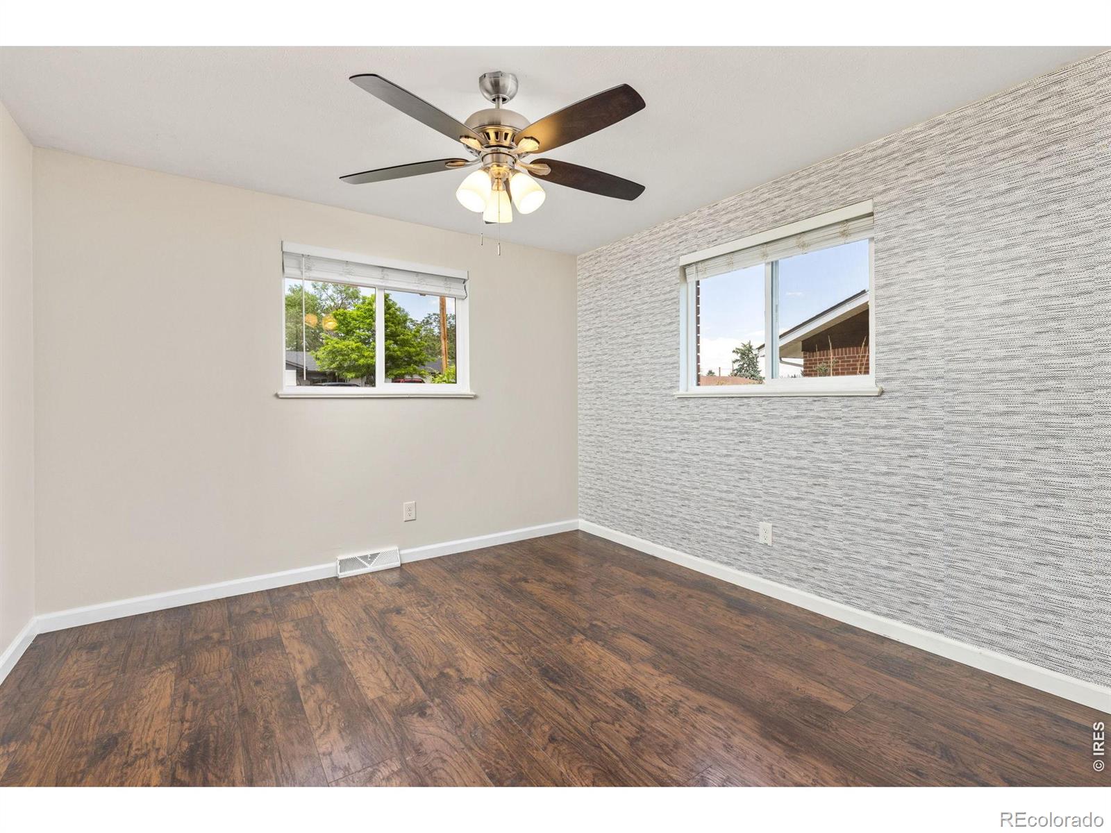 MLS Image #14 for 1120  marigold drive,denver, Colorado