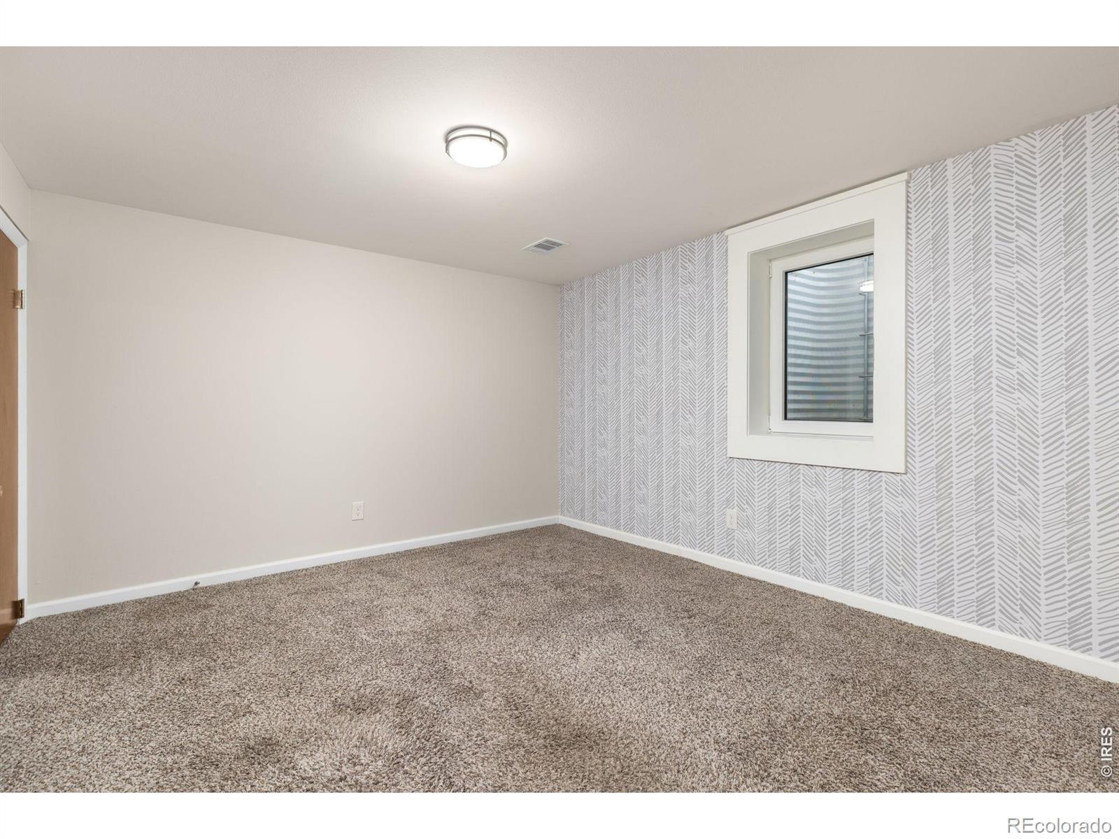MLS Image #17 for 1120  marigold drive,denver, Colorado
