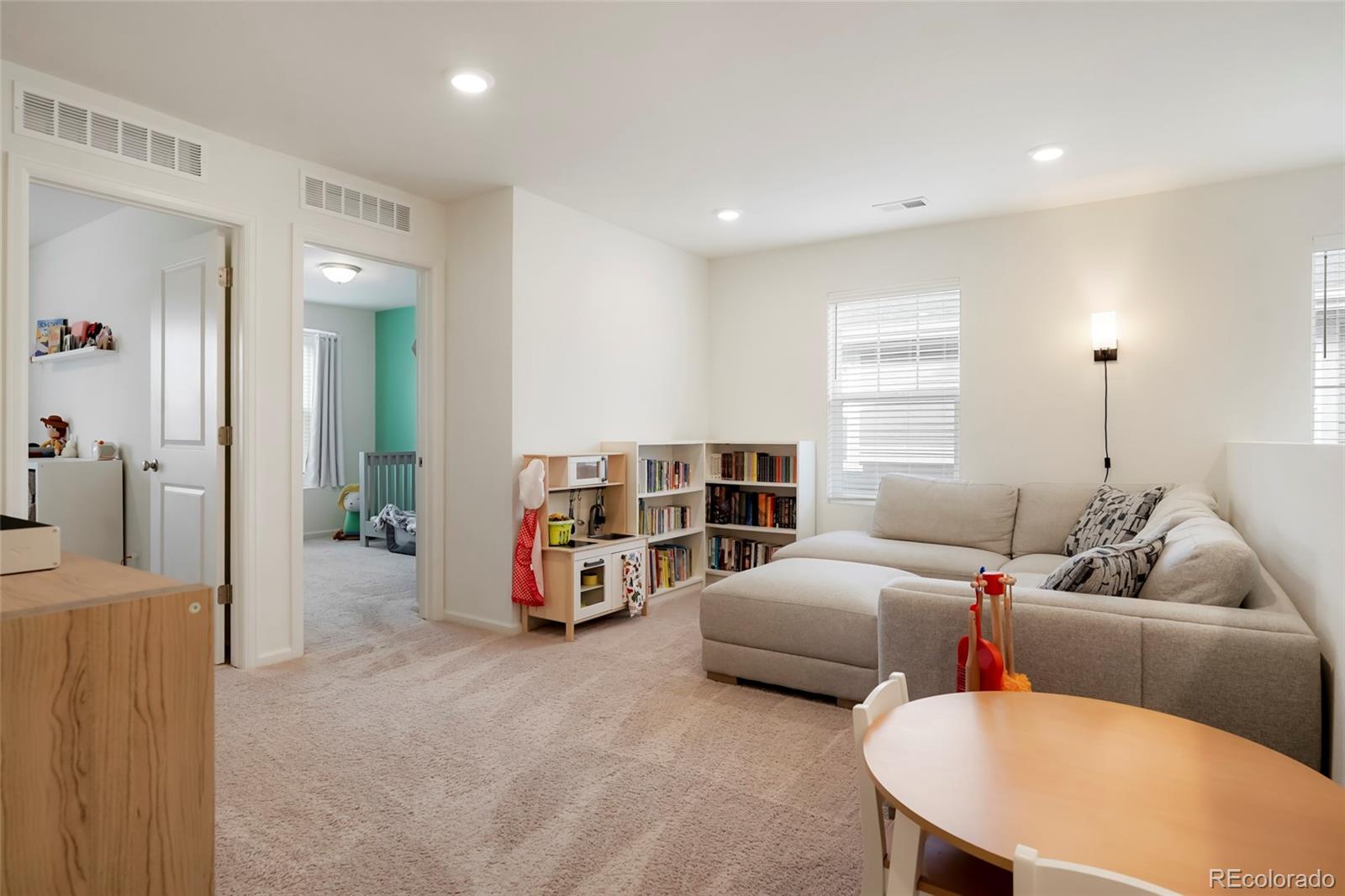 MLS Image #12 for 20876 e 61st drive,aurora, Colorado