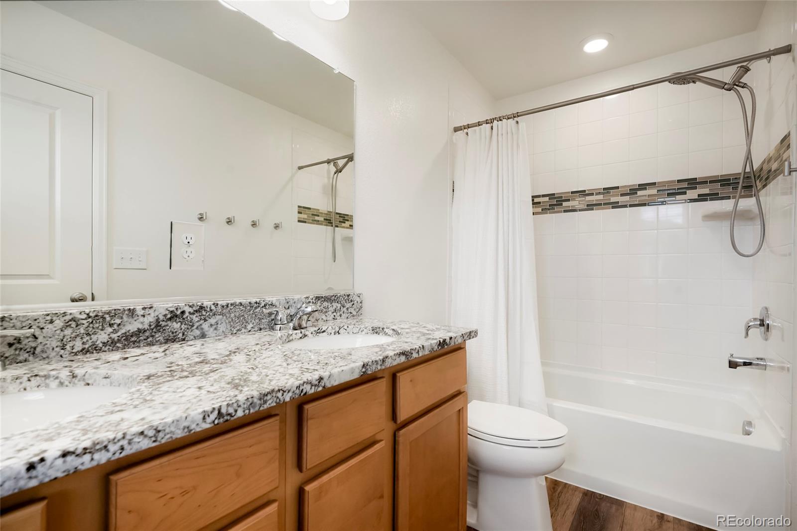 MLS Image #18 for 20876 e 61st drive,aurora, Colorado