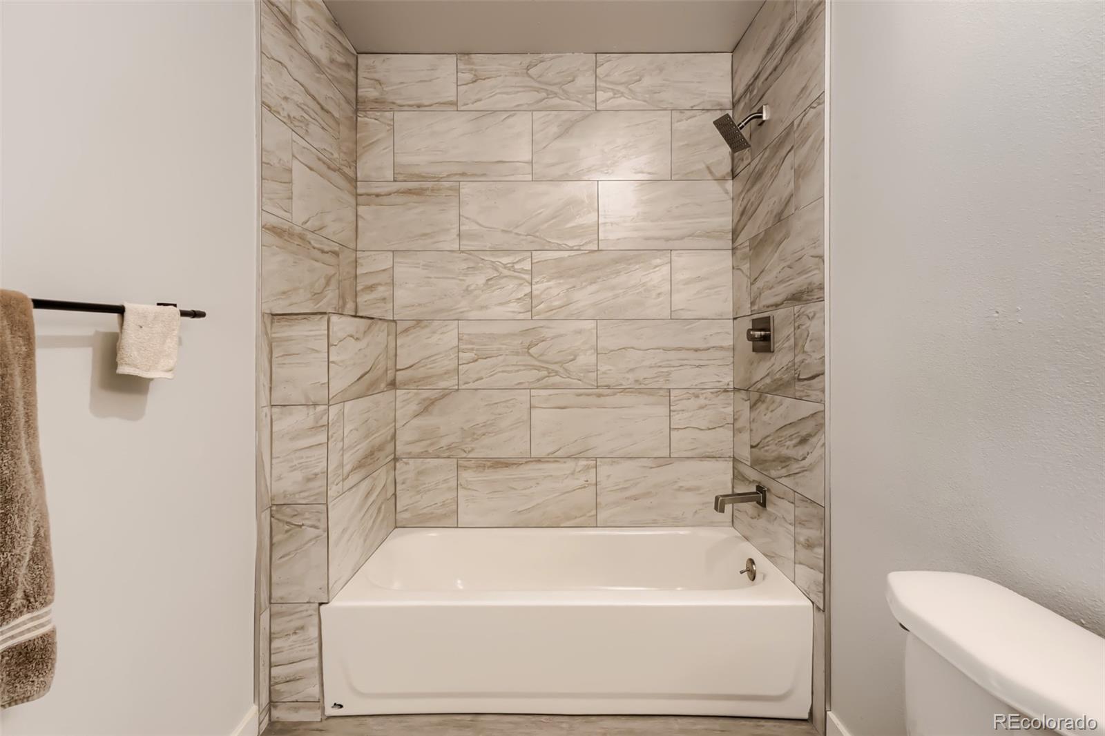 MLS Image #11 for 15350 e arizona avenue,aurora, Colorado