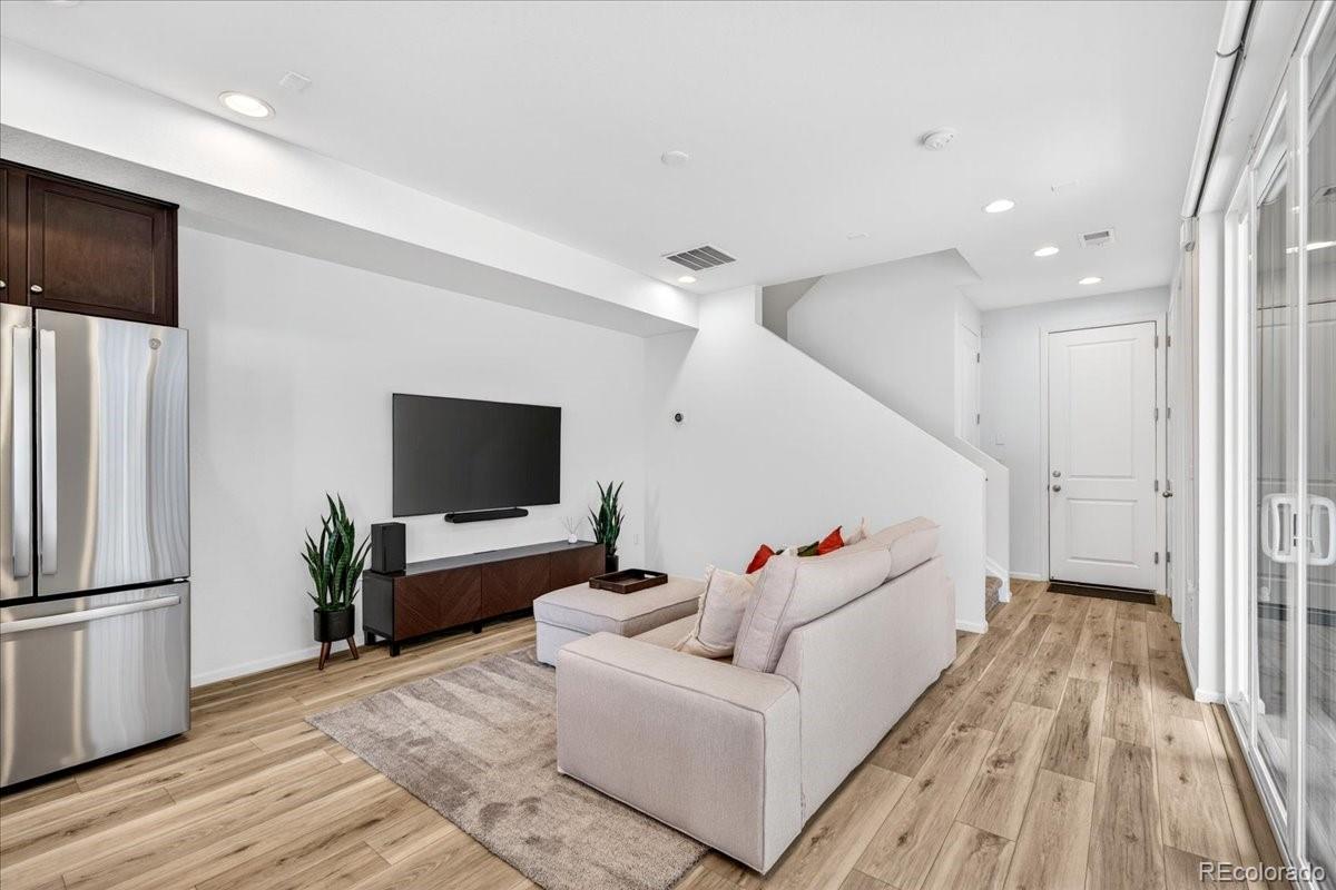 MLS Image #12 for 46 n trussville street,aurora, Colorado