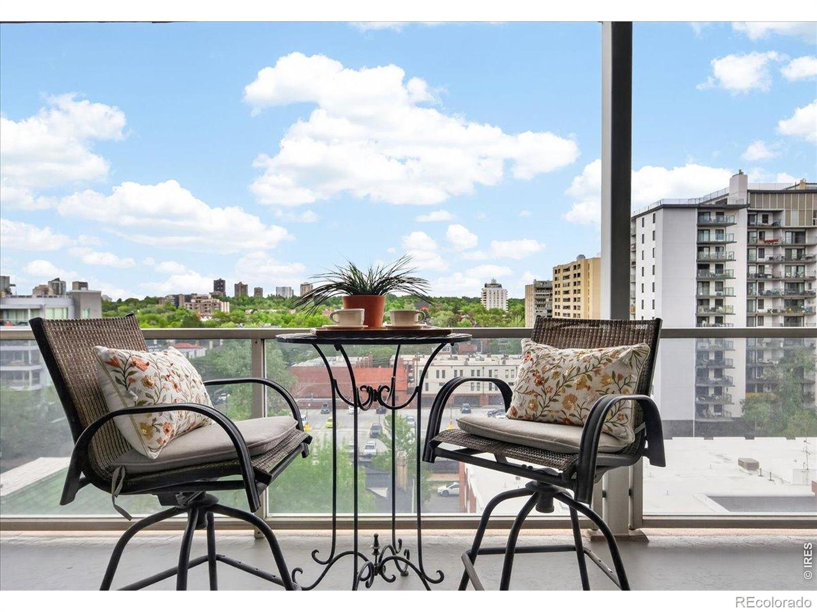 MLS Image #13 for 888 n logan street 10d,denver, Colorado