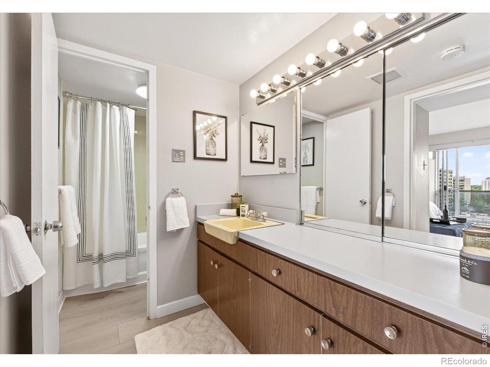MLS Image #19 for 888 n logan street 10d,denver, Colorado