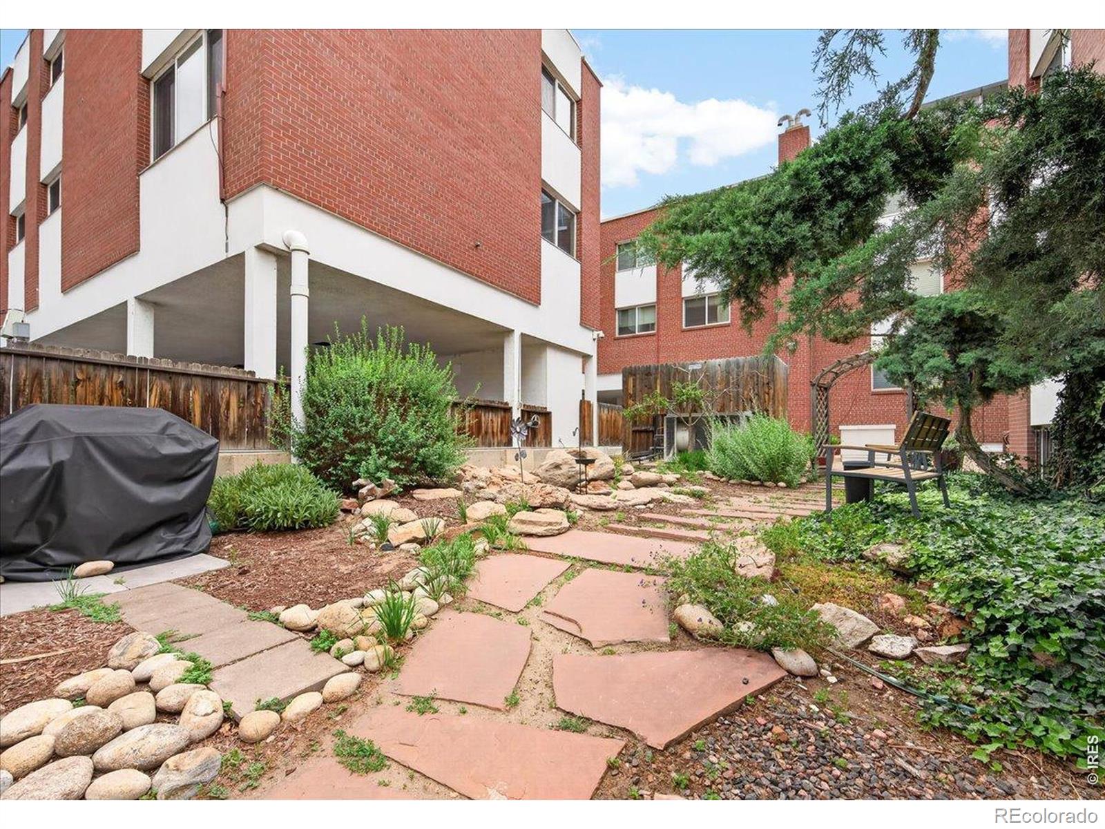 MLS Image #35 for 888 n logan street 10d,denver, Colorado