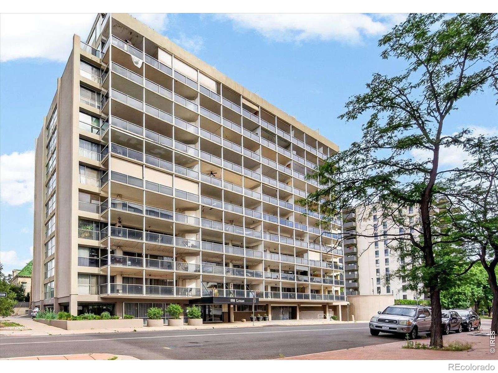 MLS Image #37 for 888 n logan street 10d,denver, Colorado