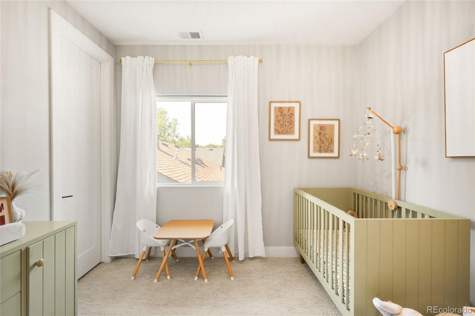 MLS Image #15 for 4759 s bannock street,englewood, Colorado