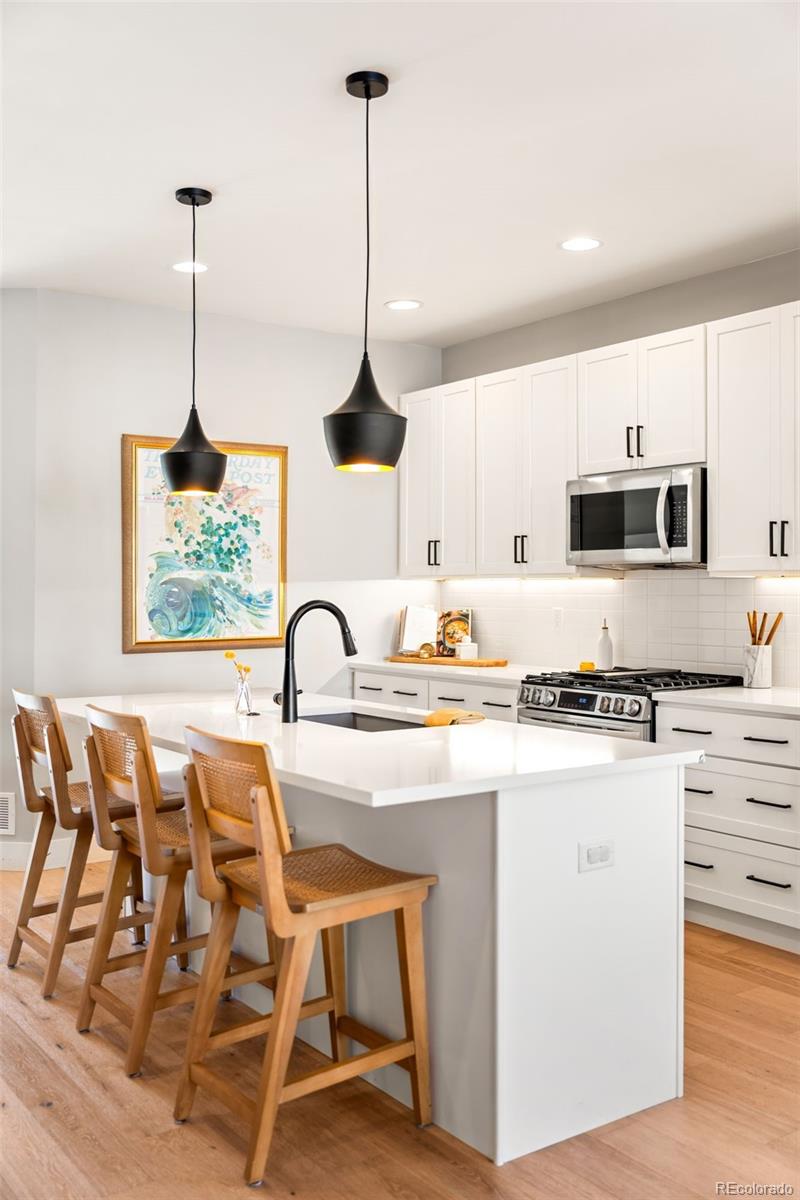 MLS Image #2 for 4759 s bannock street,englewood, Colorado