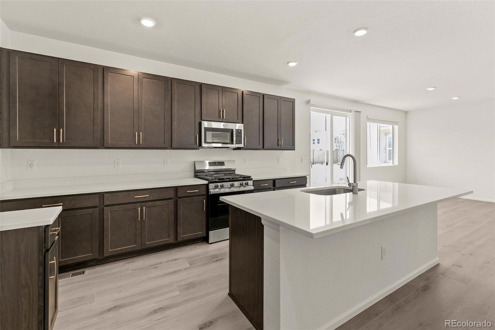 MLS Image #12 for 47378  bluebell avenue,bennett, Colorado