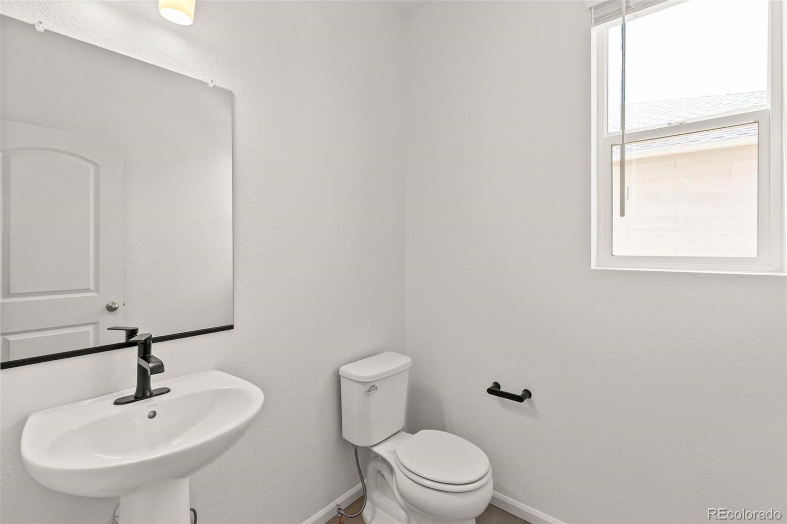 MLS Image #15 for 47378  bluebell avenue,bennett, Colorado
