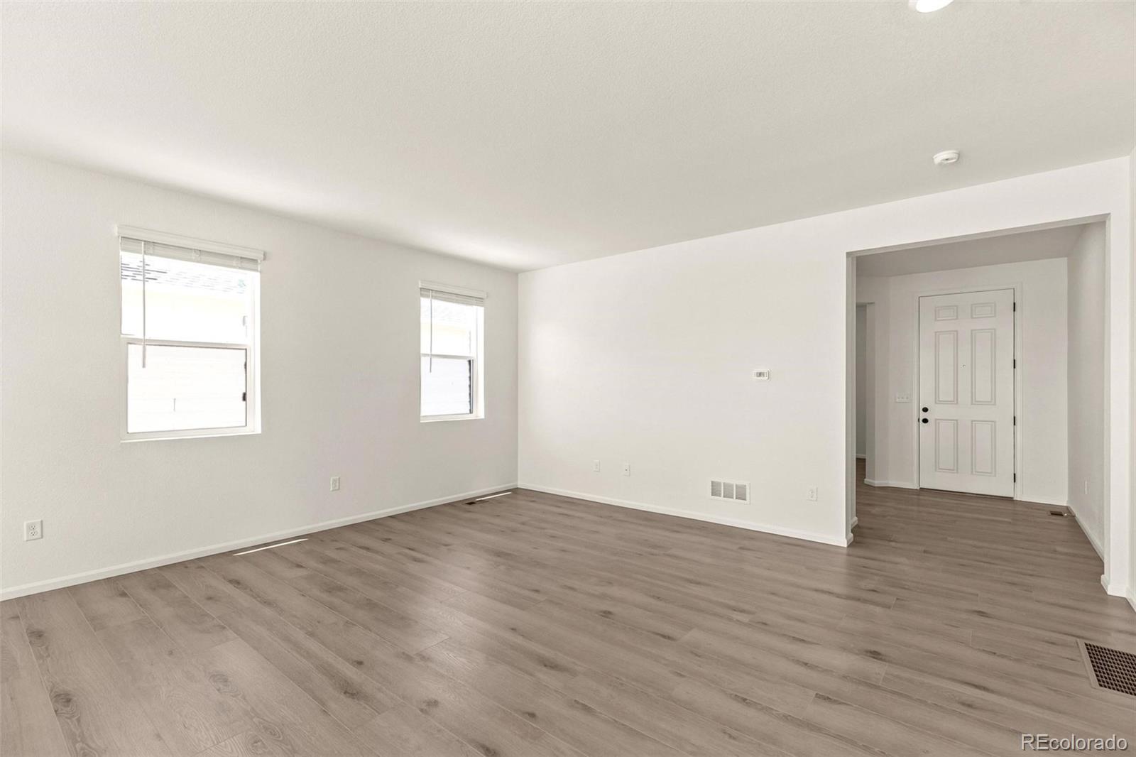 MLS Image #7 for 47378  bluebell avenue,bennett, Colorado
